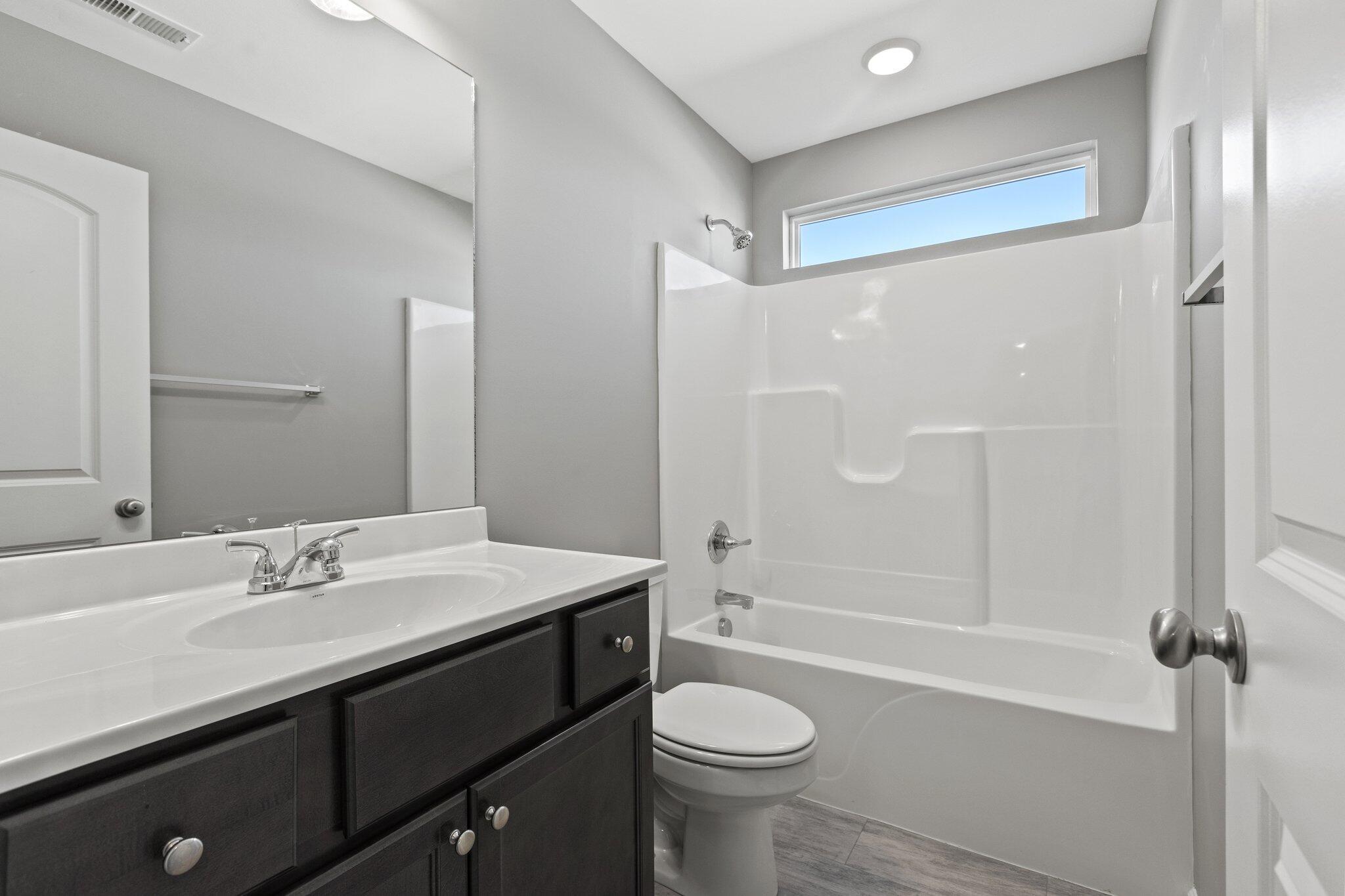8084 Driftwood Loop Property Photo 21