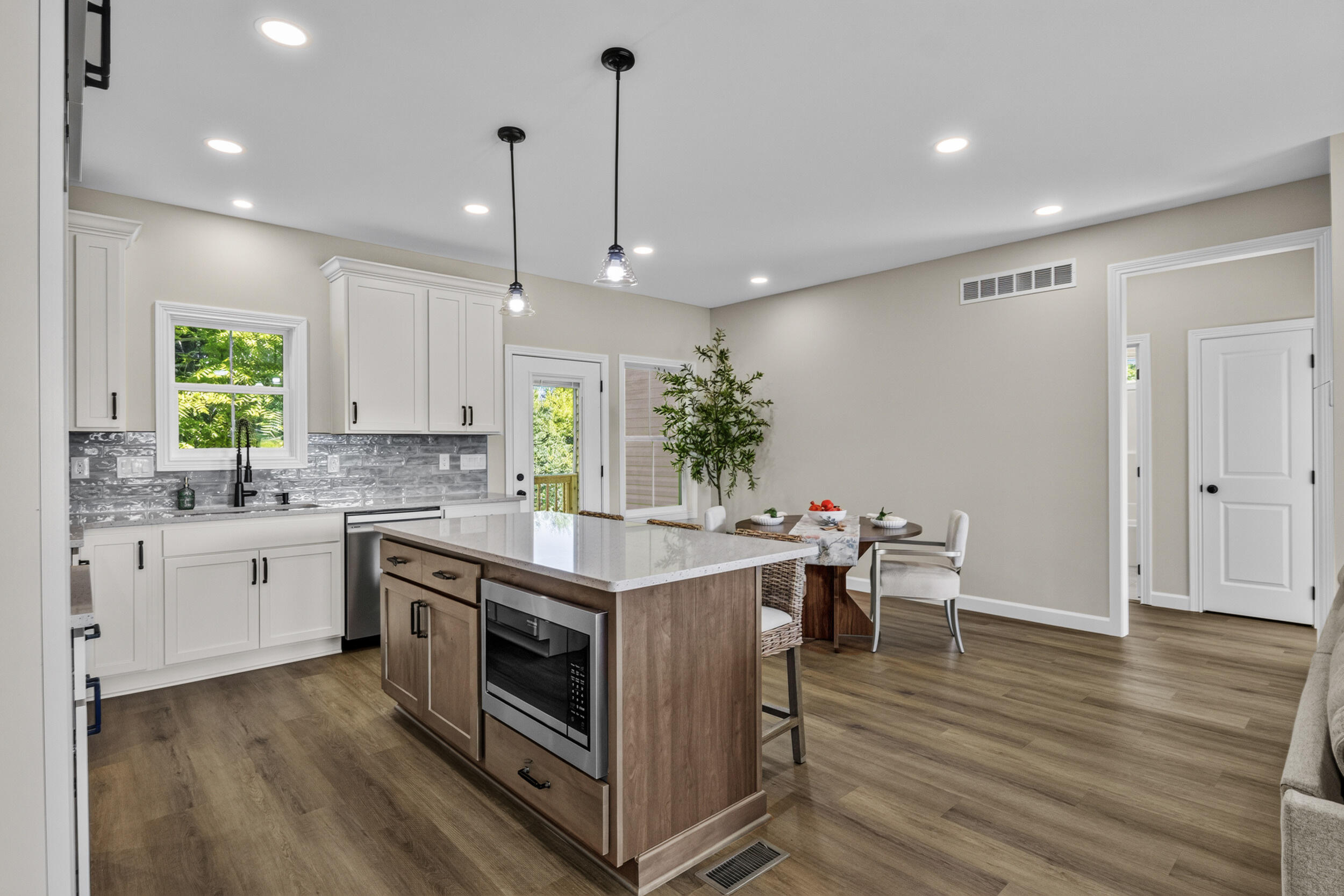 232 Max Cavnes Road Property Photo 16