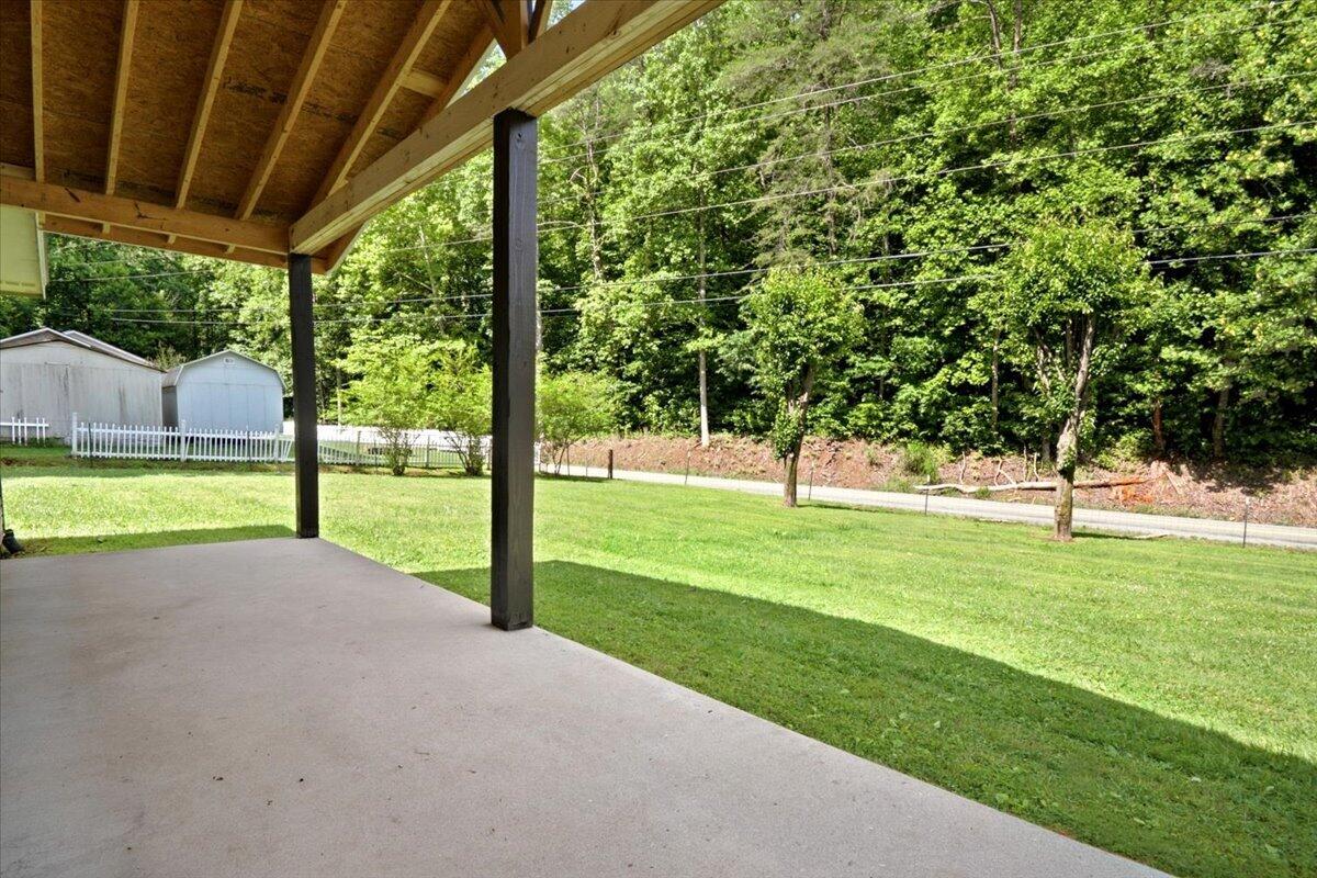 1600 Ky 3440 Property Photo 19