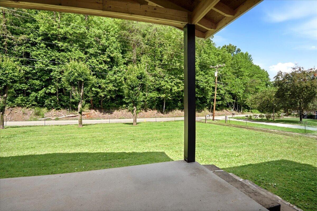 1600 Ky 3440 Property Photo 22
