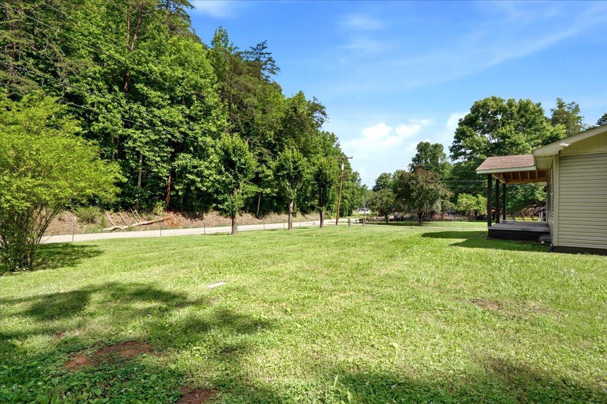 1600 Ky 3440 Property Photo 23