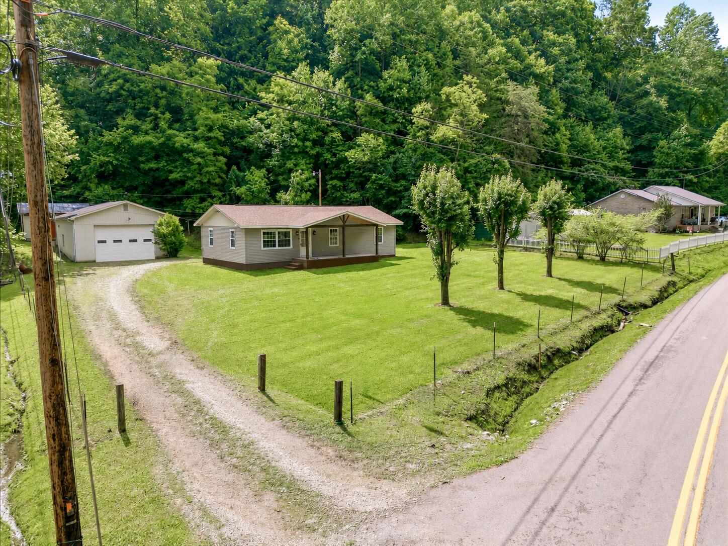 1600 Ky 3440 Property Photo 25