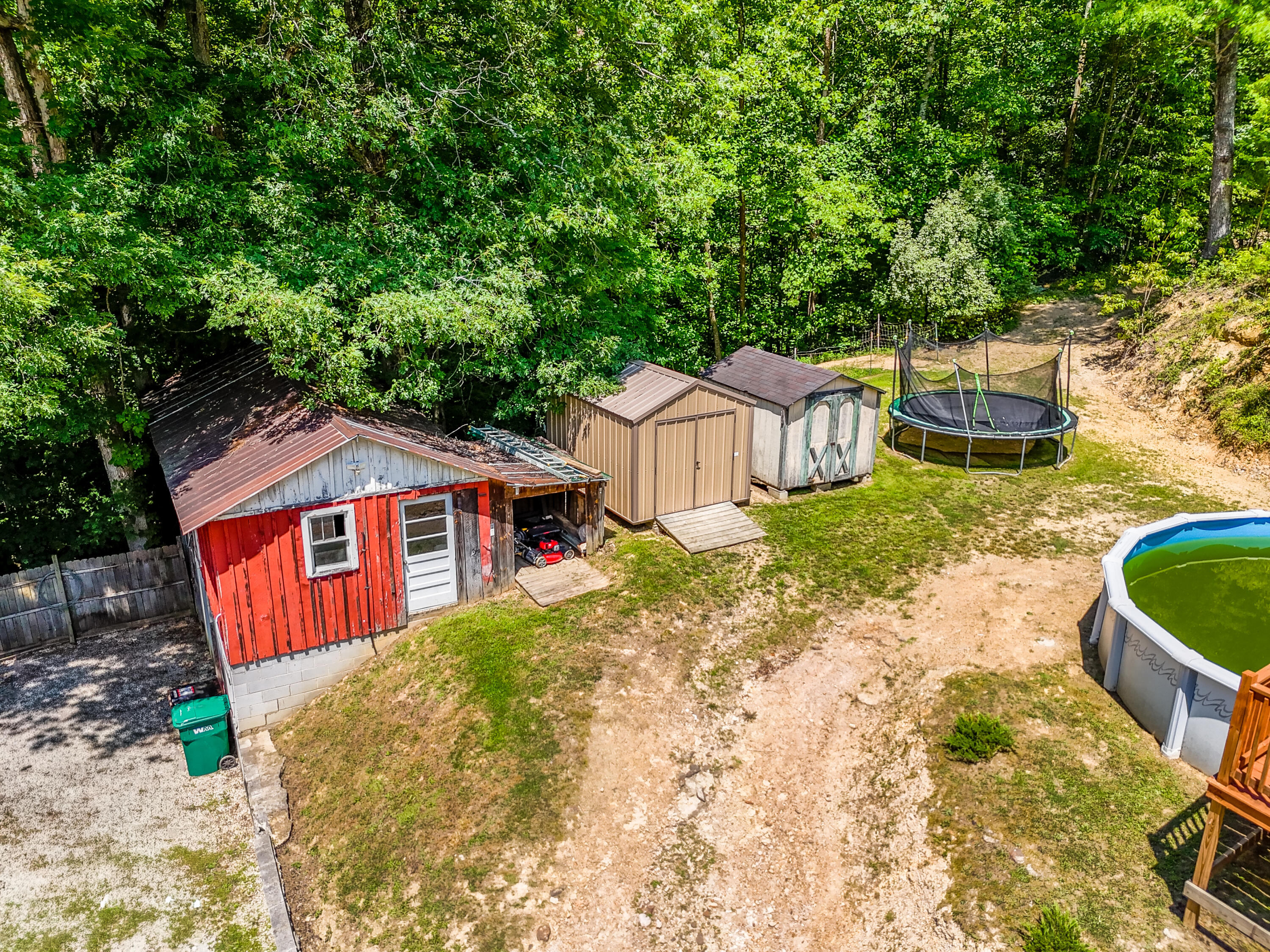 1845 Spaws Creek Property Photo 8