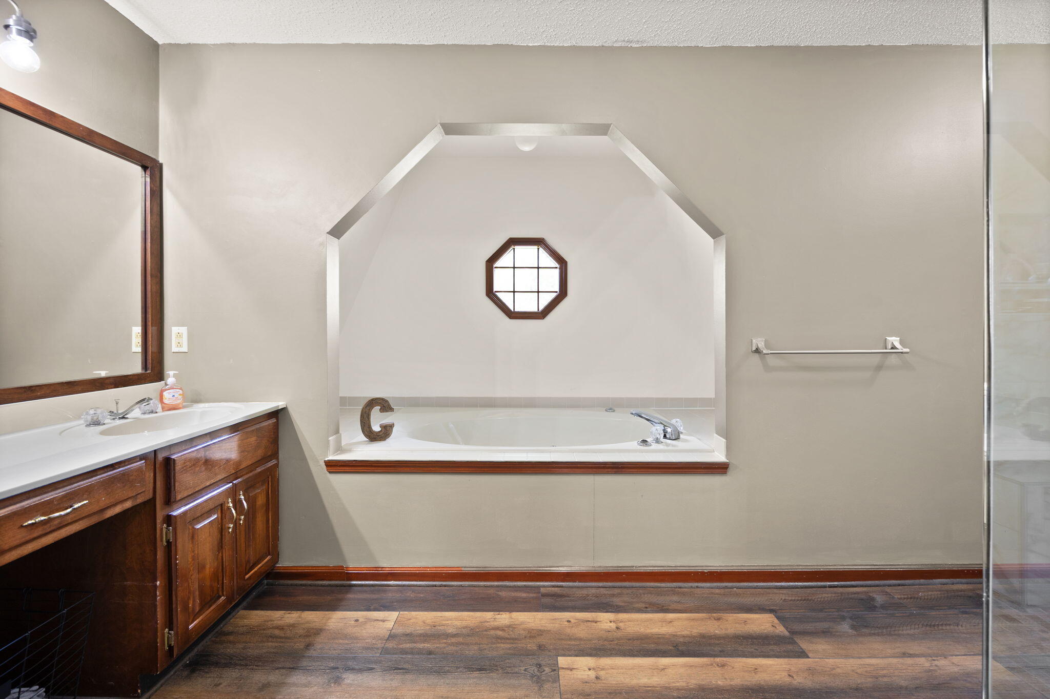 465 Summer Hill Drive Property Photo 43