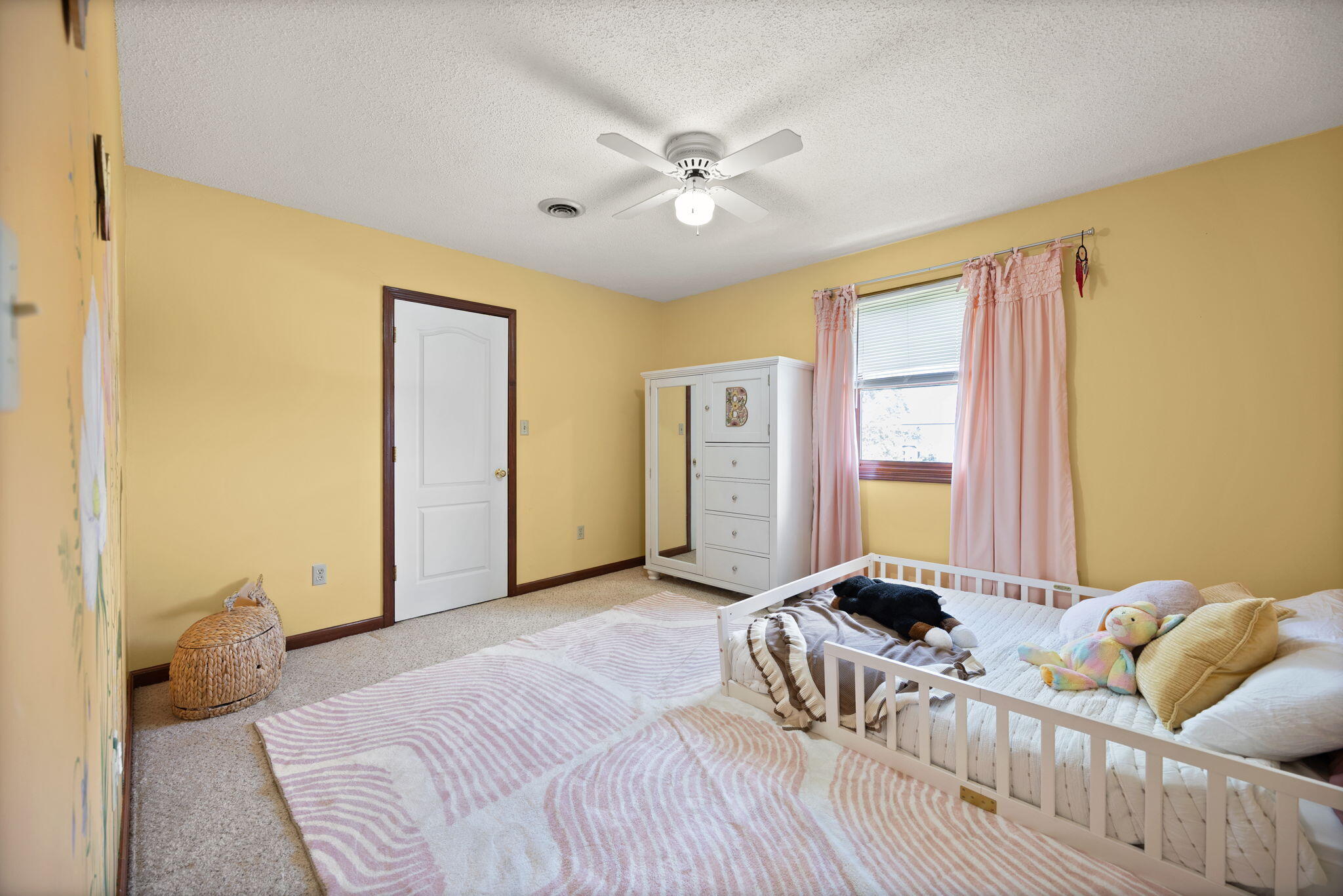 465 Summer Hill Drive Property Photo 52