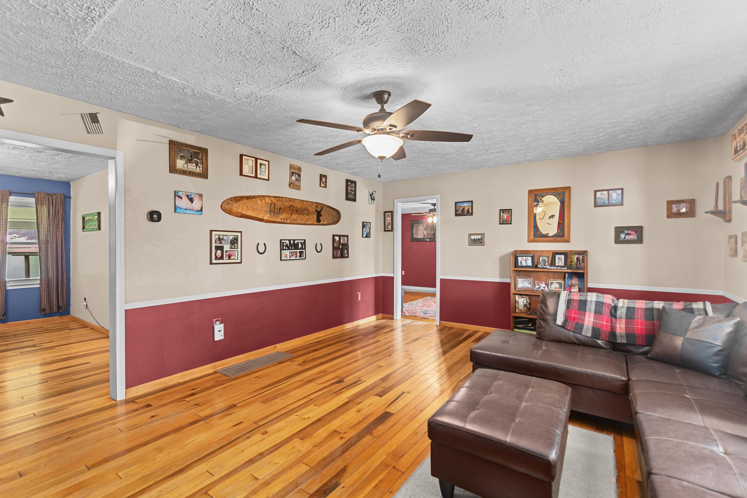 3695 Tarr Ridge Road Property Photo 4
