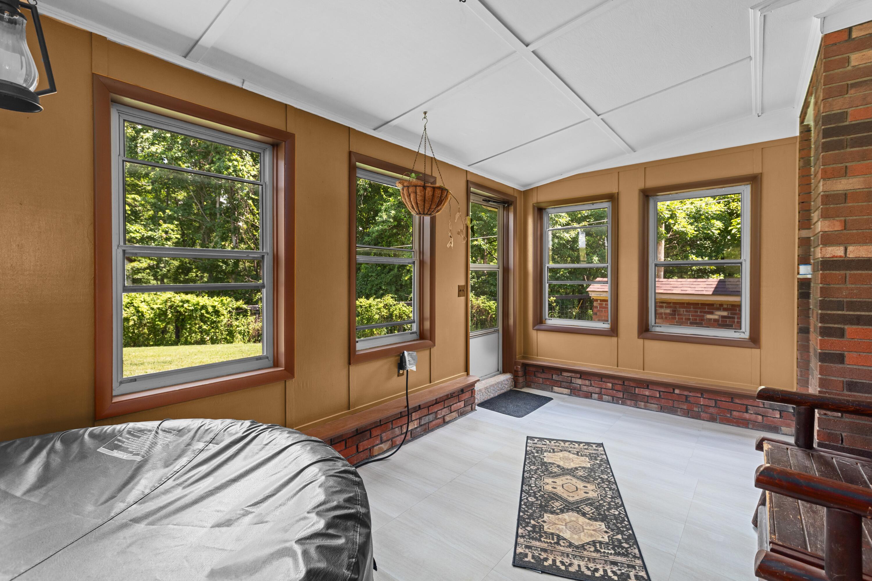 3695 Tarr Ridge Road Property Photo 15
