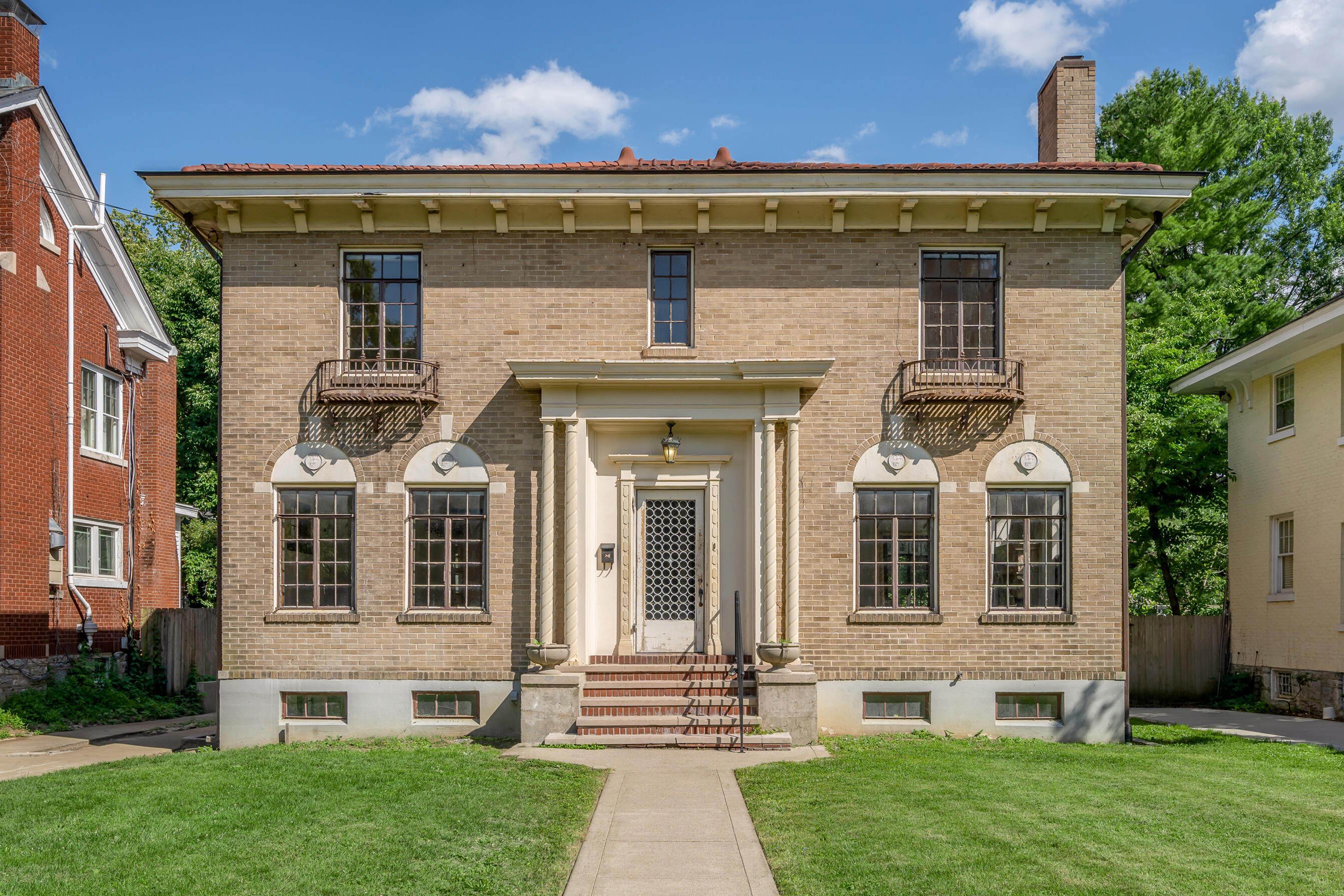 204 S Hanover Avenue Property Photo 4