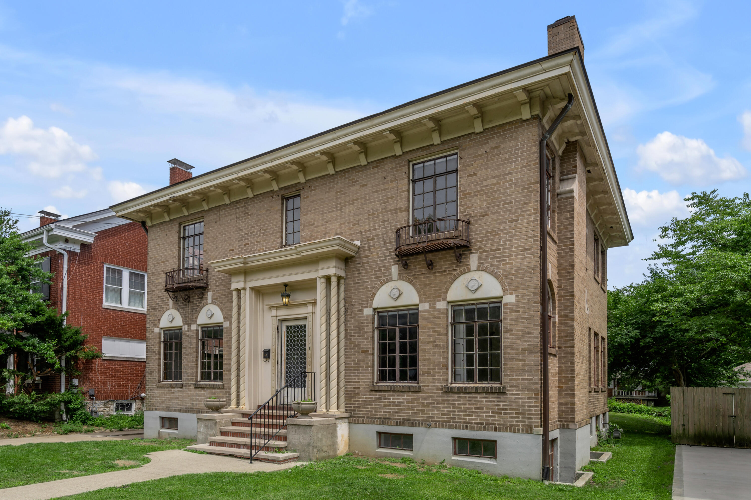 204 S Hanover Avenue Property Photo 8