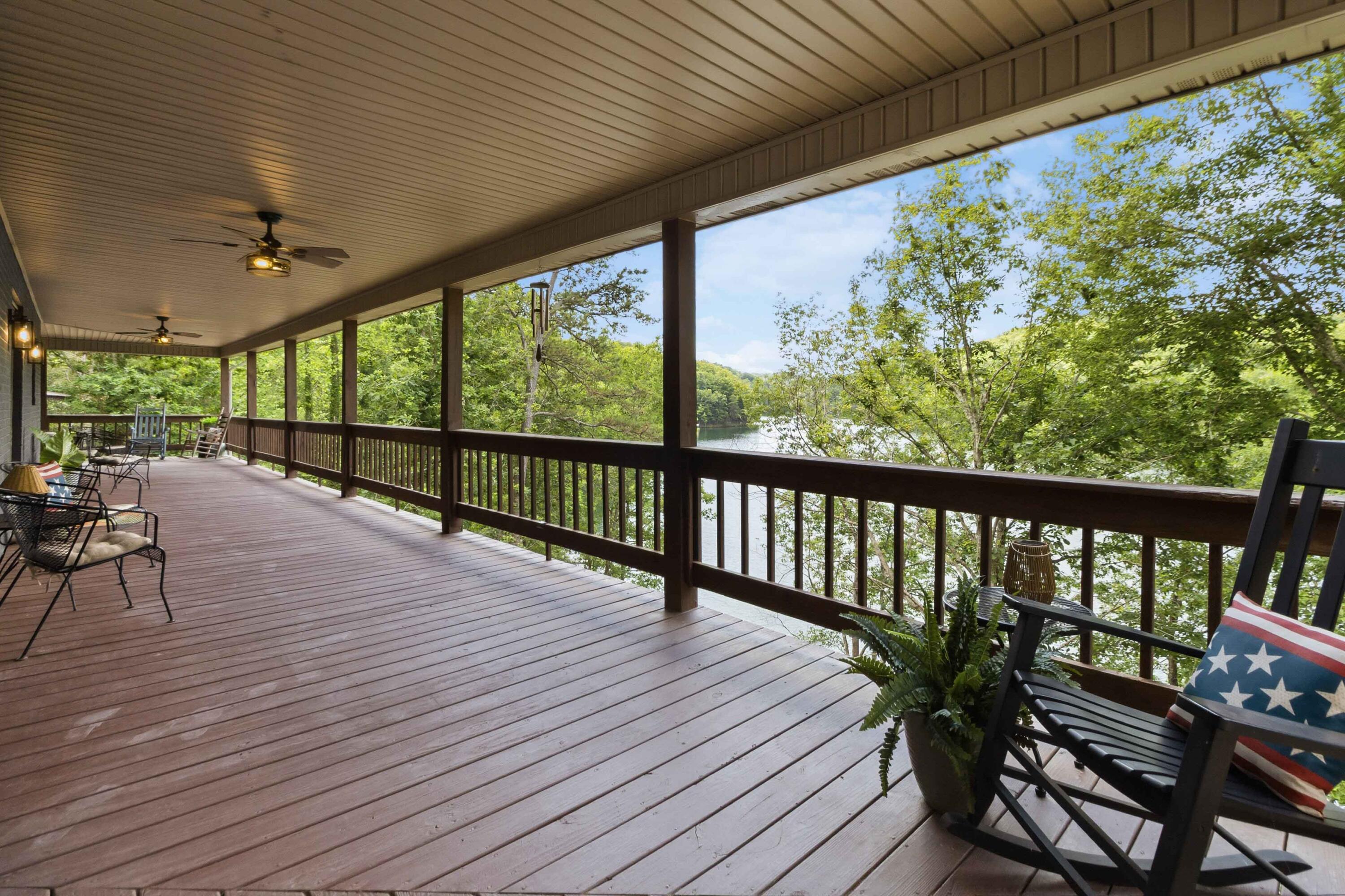 1464 Hawk Ridge Road Property Photo 28