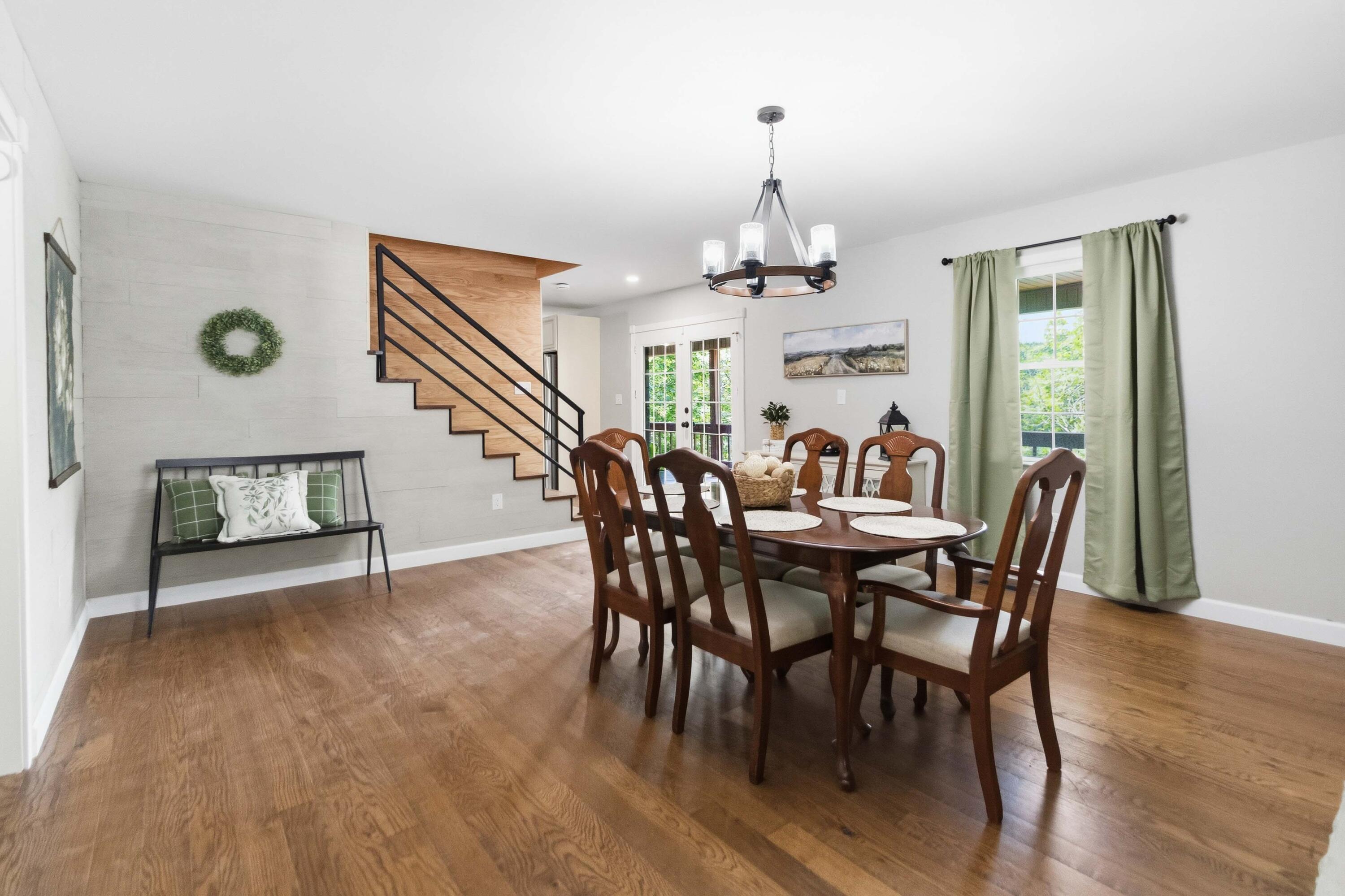 1464 Hawk Ridge Road Property Photo 32