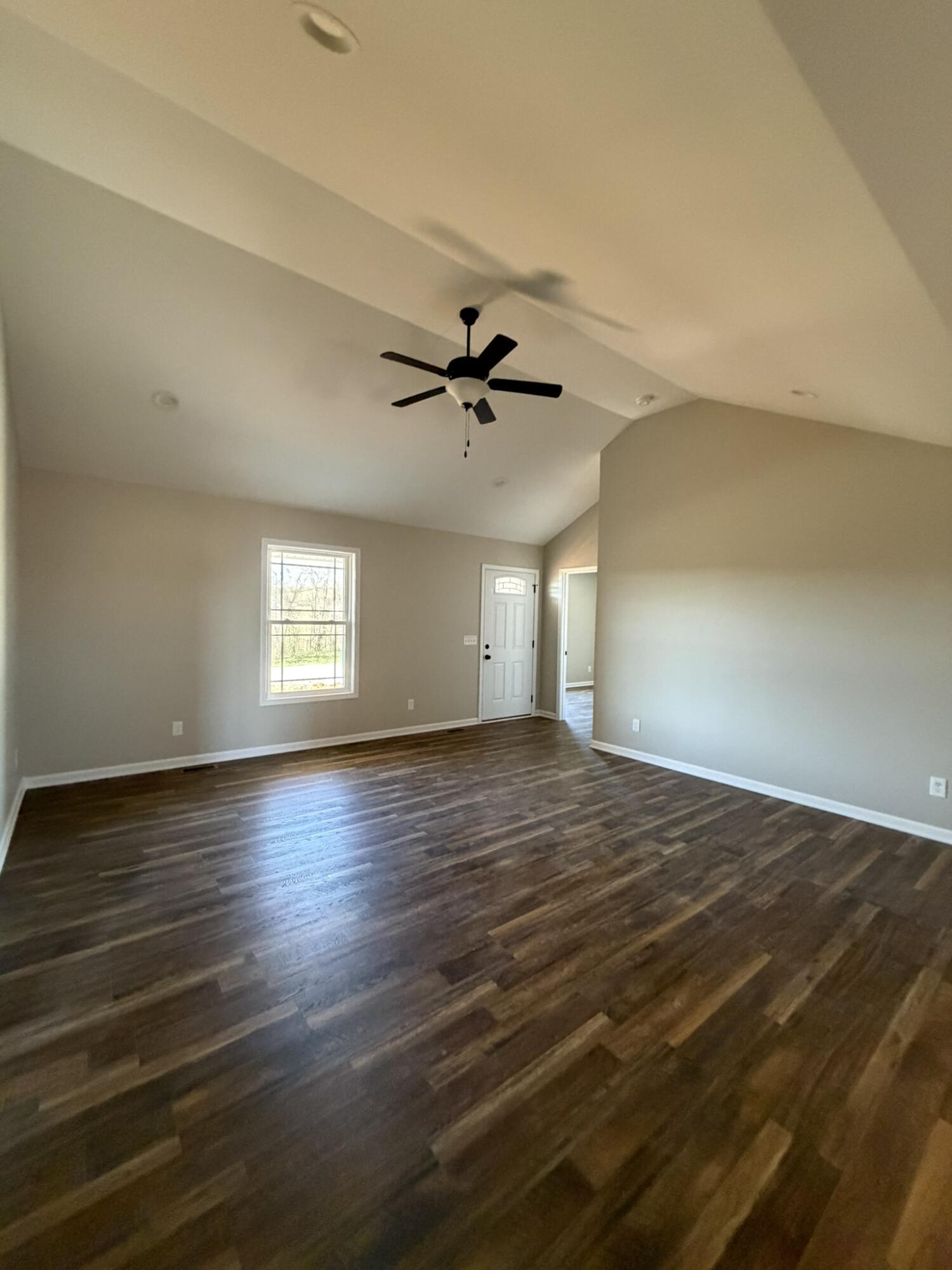 710 N Shelby Avenue Property Photo 16