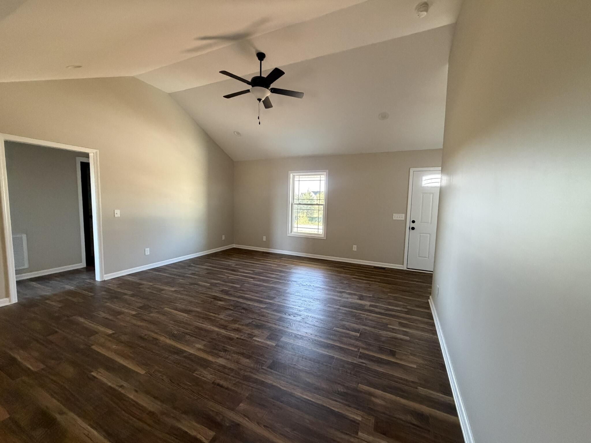 710 N Shelby Avenue Property Photo 18