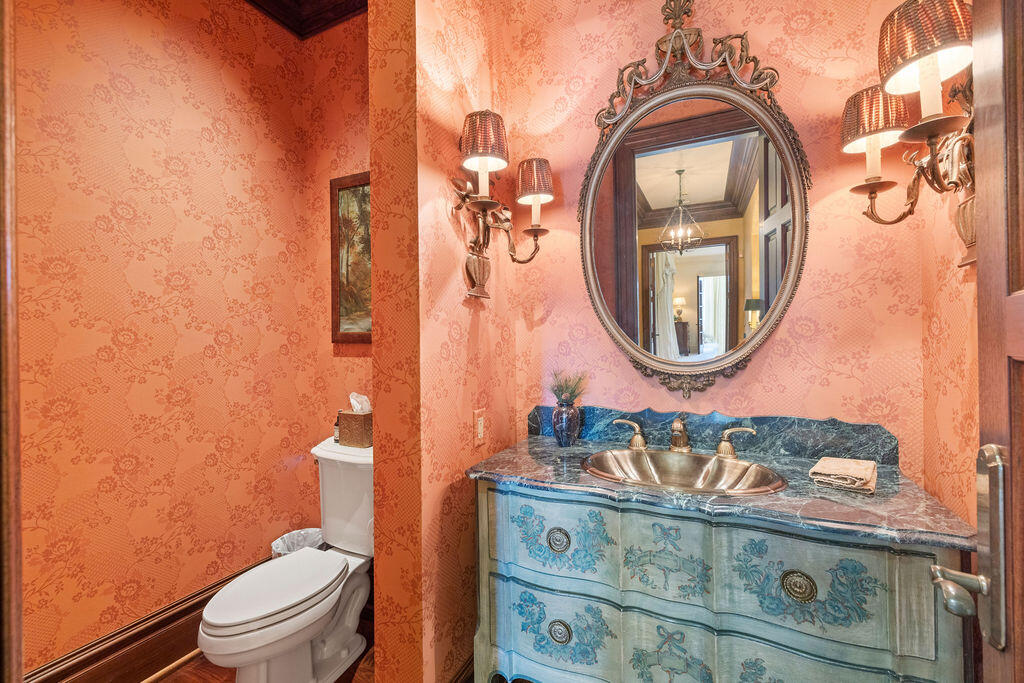 808 Oak Park Boulevard Property Photo 18