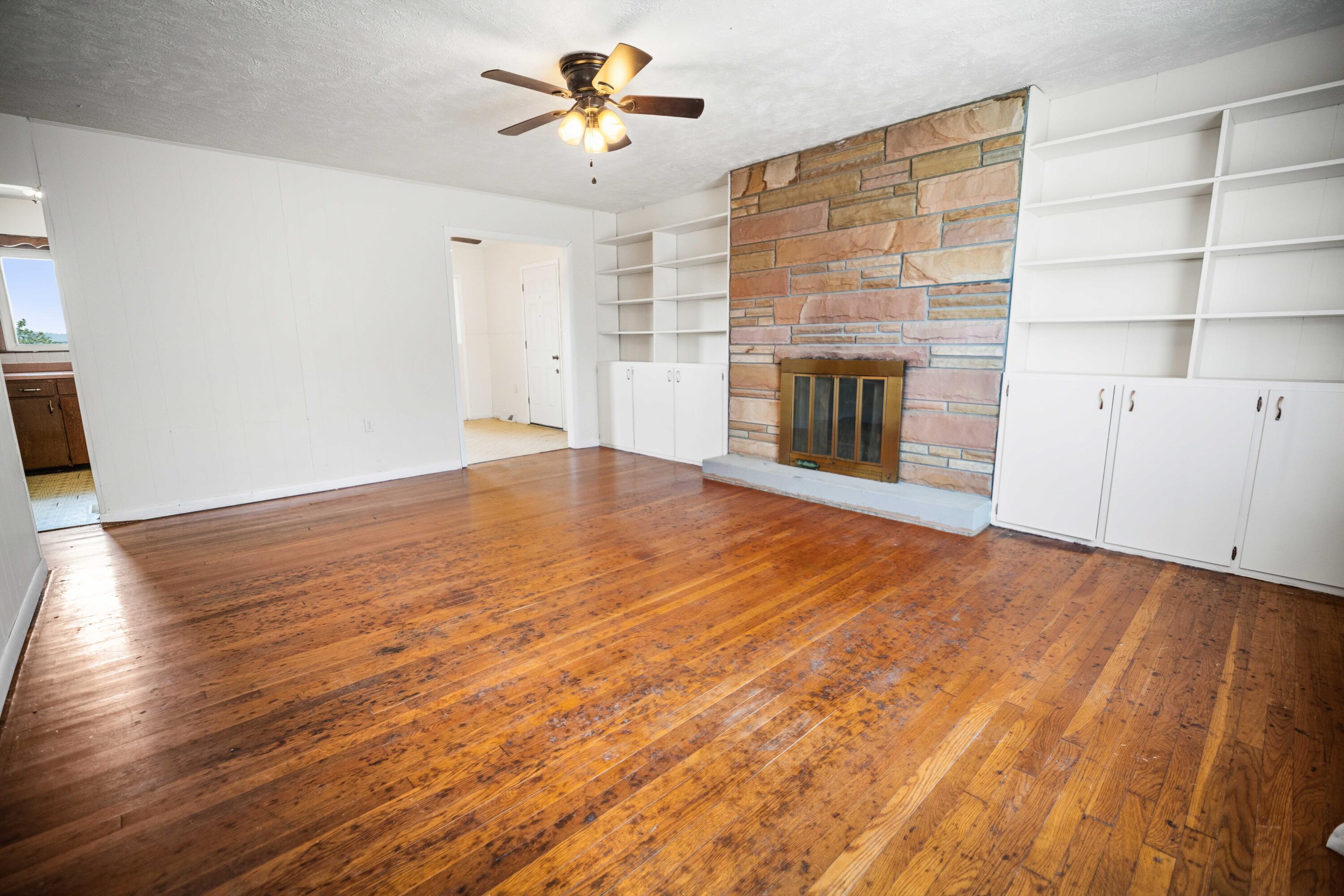 1044 East Hwy 2792 Property Photo 5