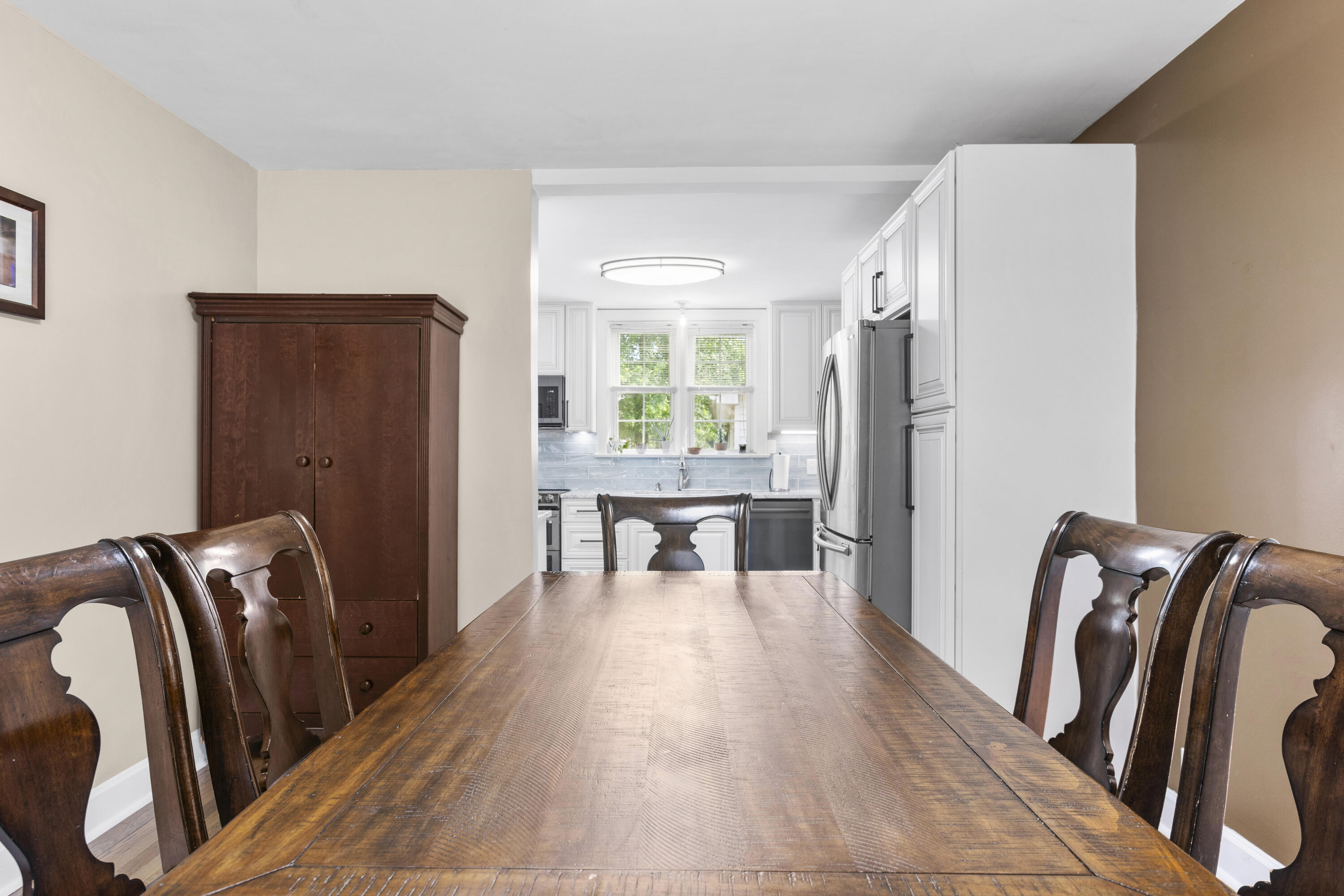 527 E Bridge Street Property Photo 15