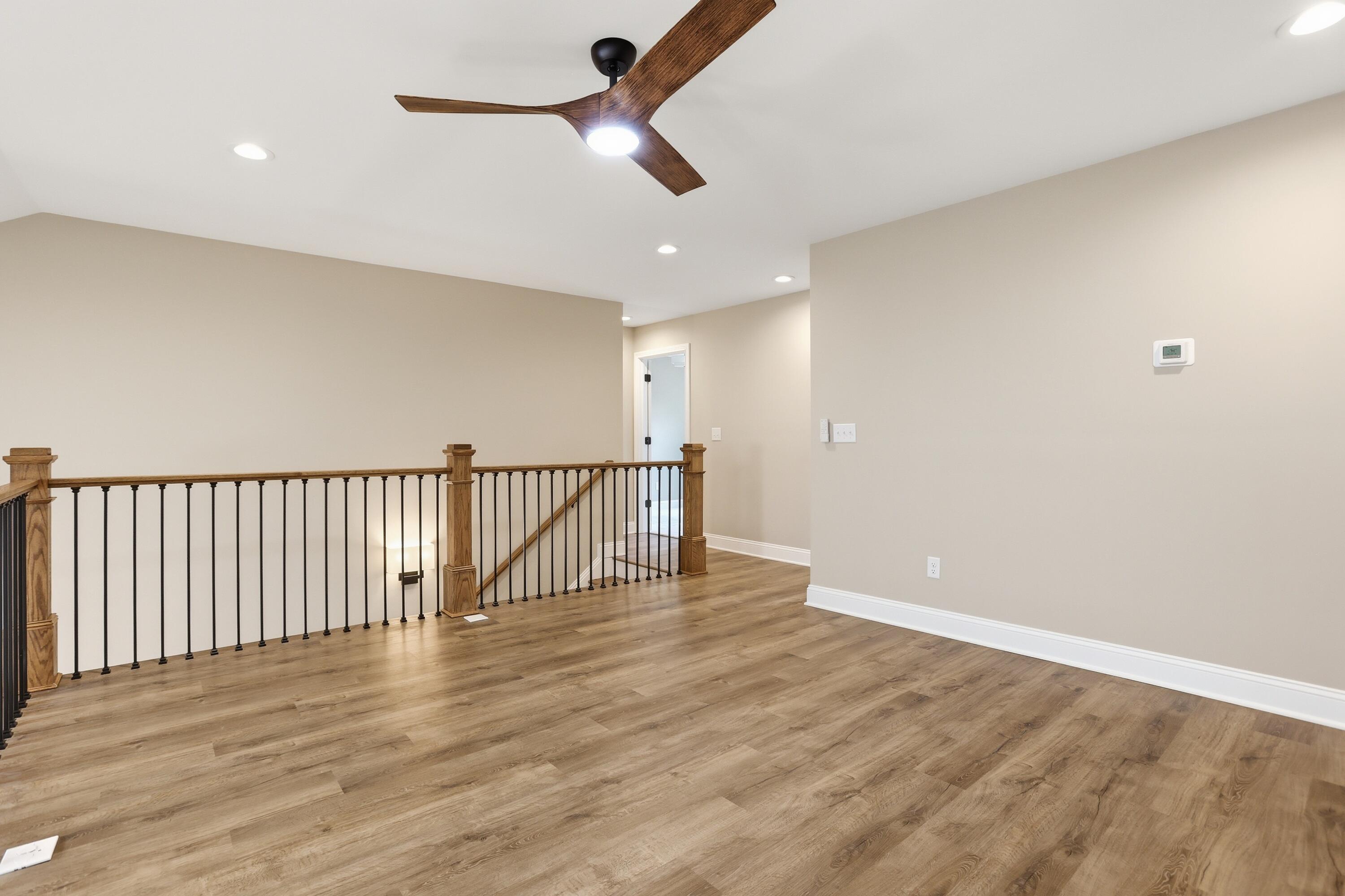240 Sugartree Lane Property Photo 19