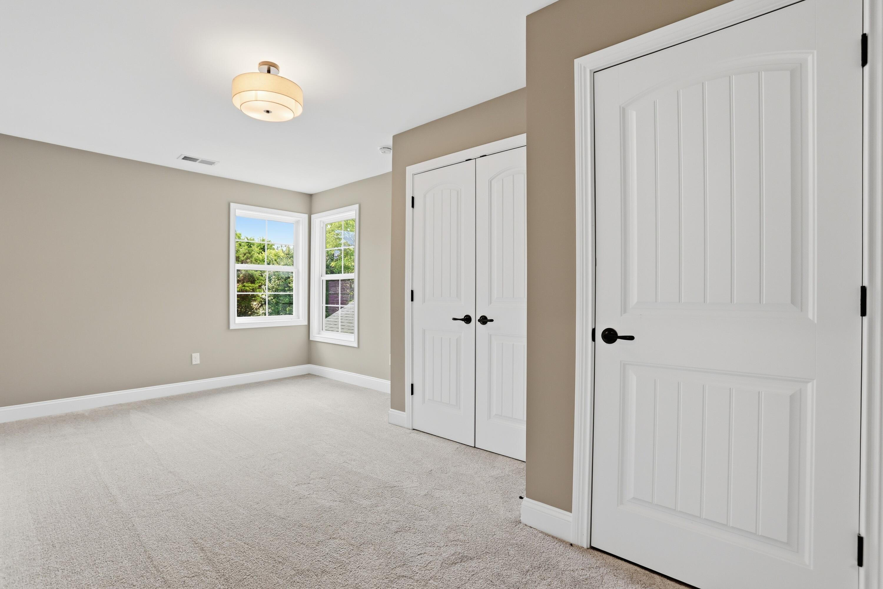 240 Sugartree Lane Property Photo 20