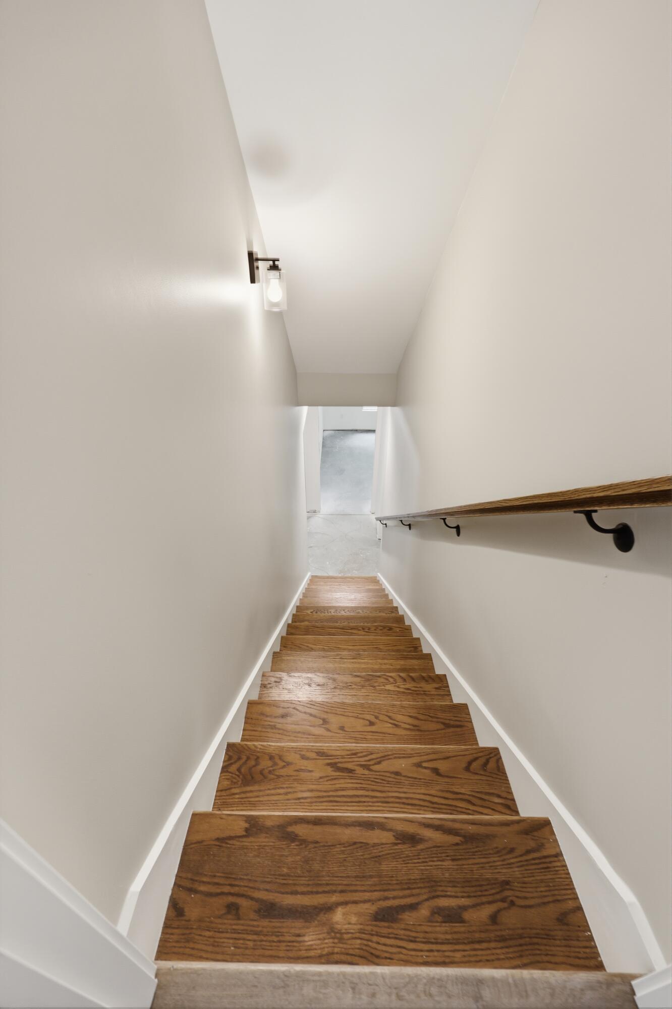 240 Sugartree Lane Property Photo 29