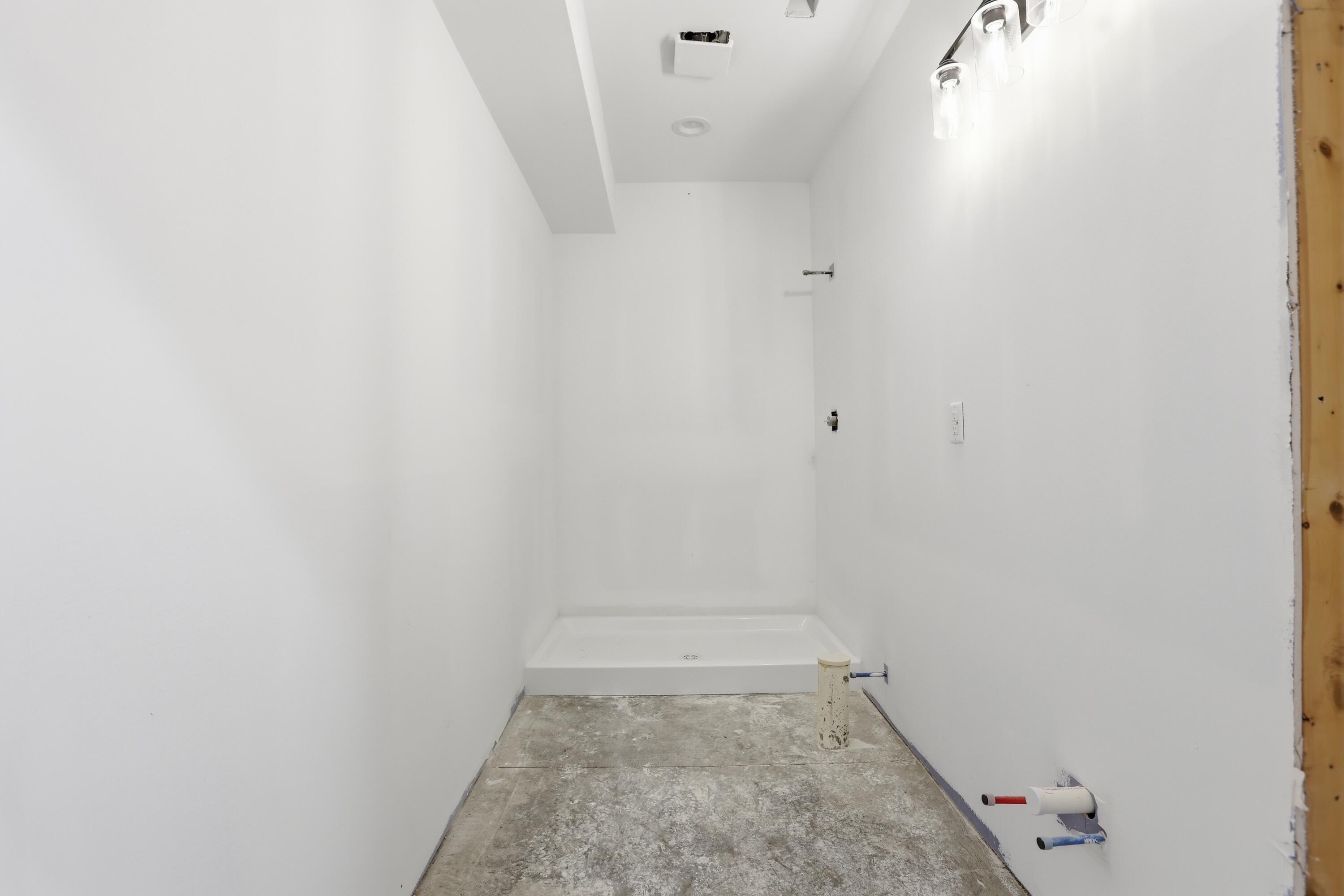 240 Sugartree Lane Property Photo 33