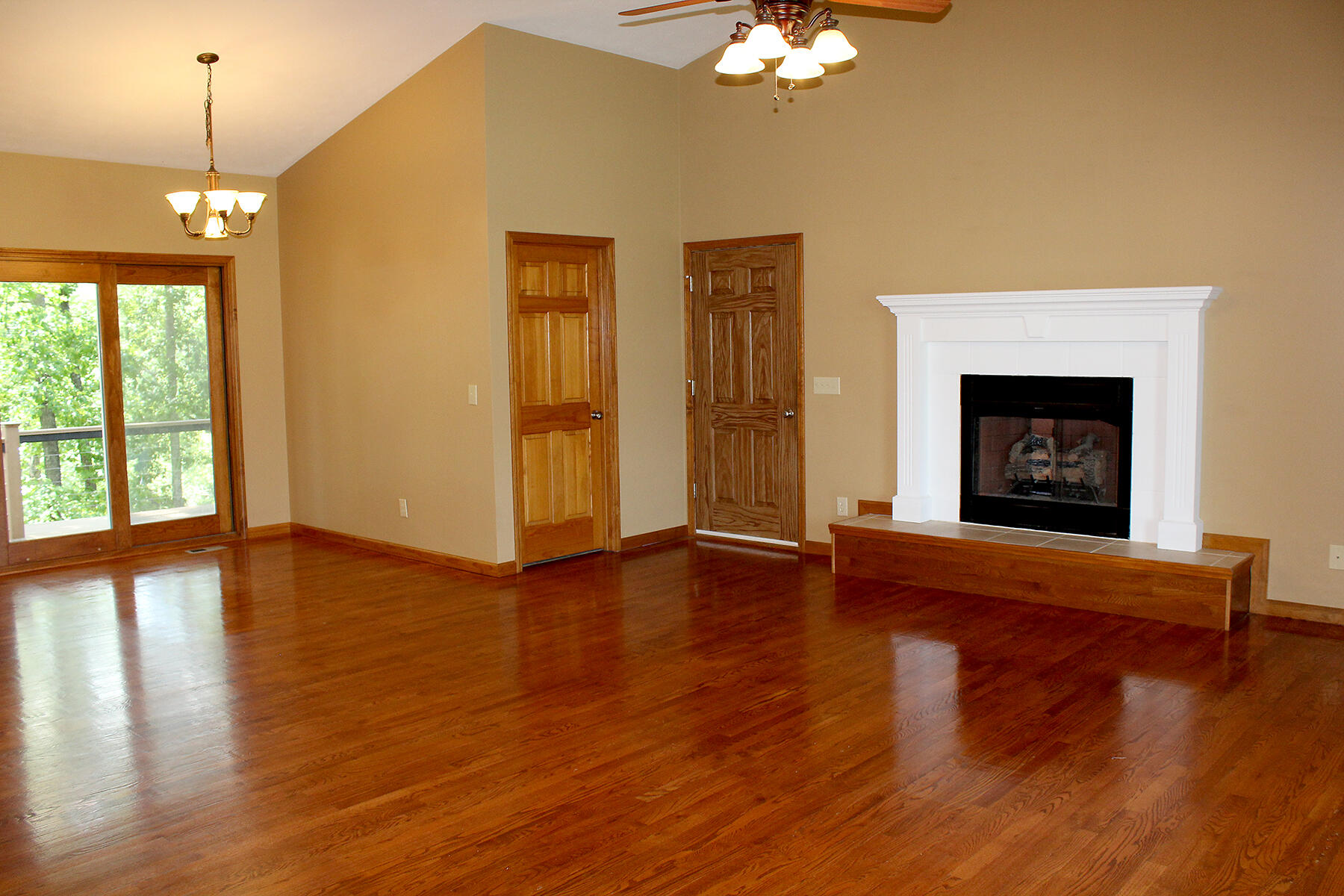 267 Sun Hill Circle Property Photo 6