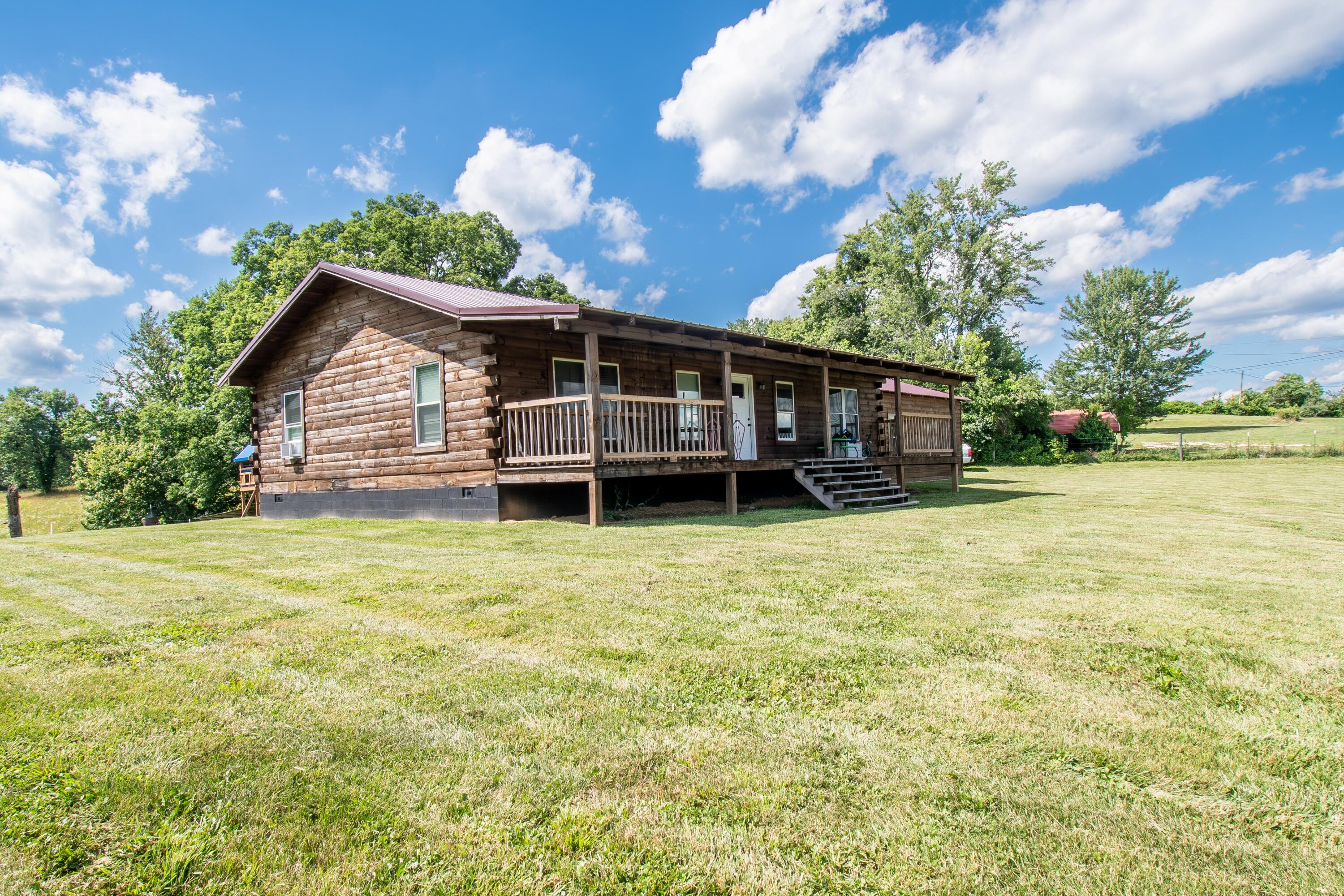 199 State Highway 746 Property Photo 1