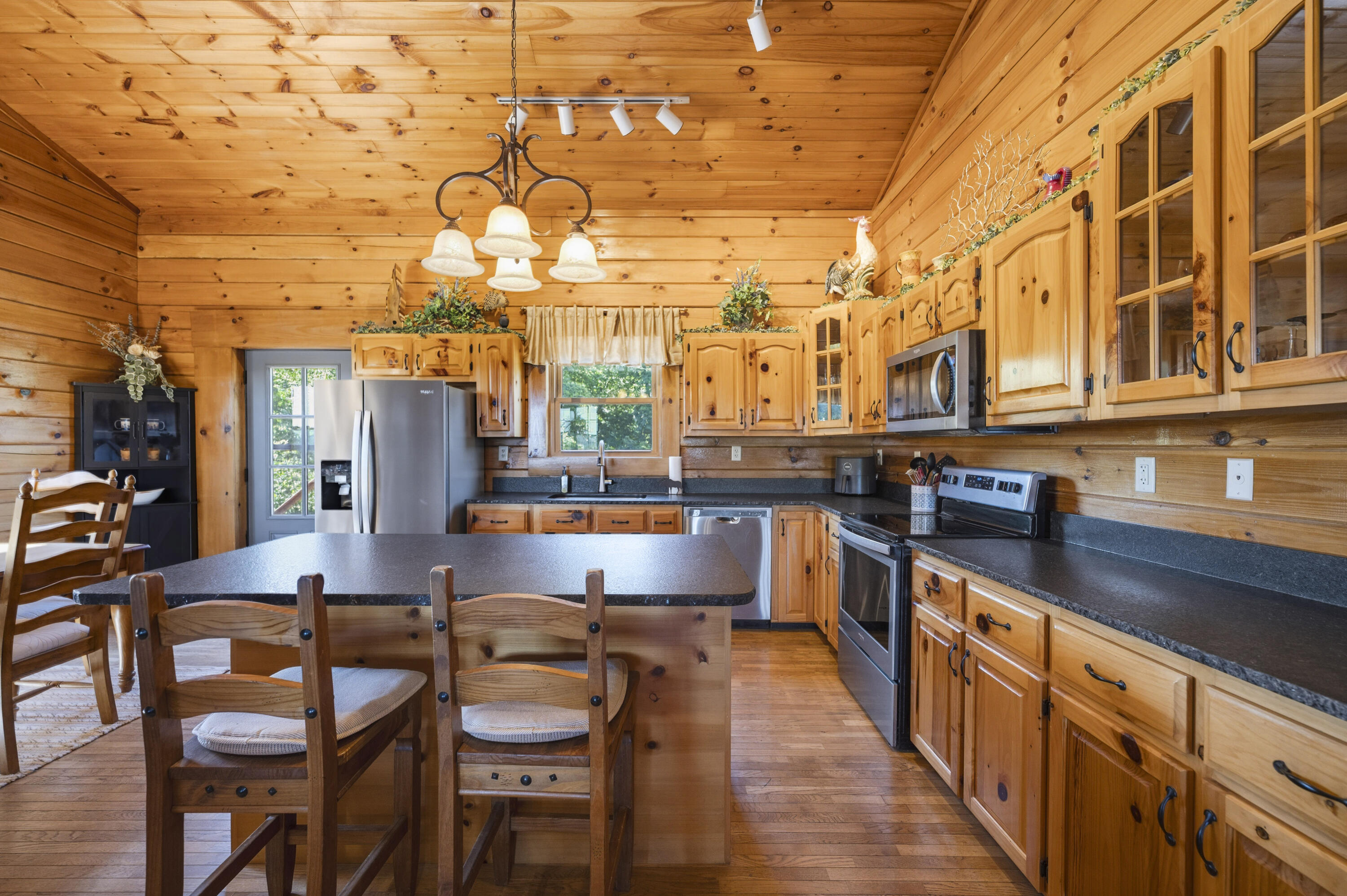 2827 Highway 3447 Property Photo 15