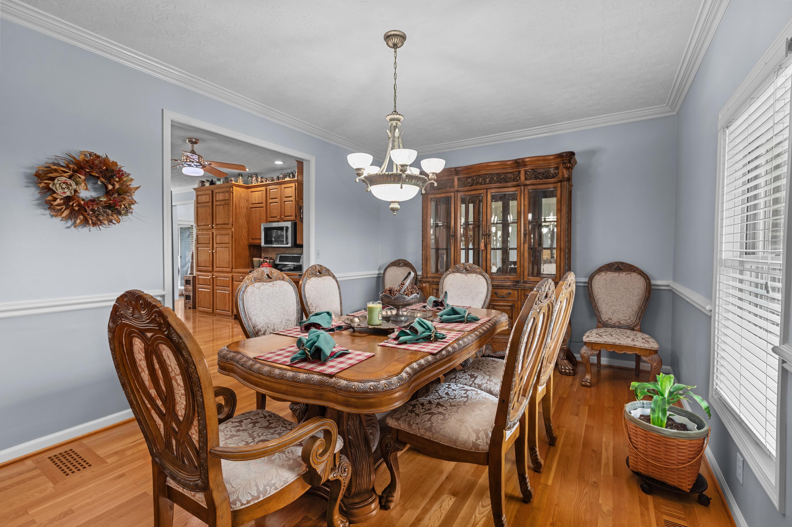 876 Sebree Road Property Photo 8