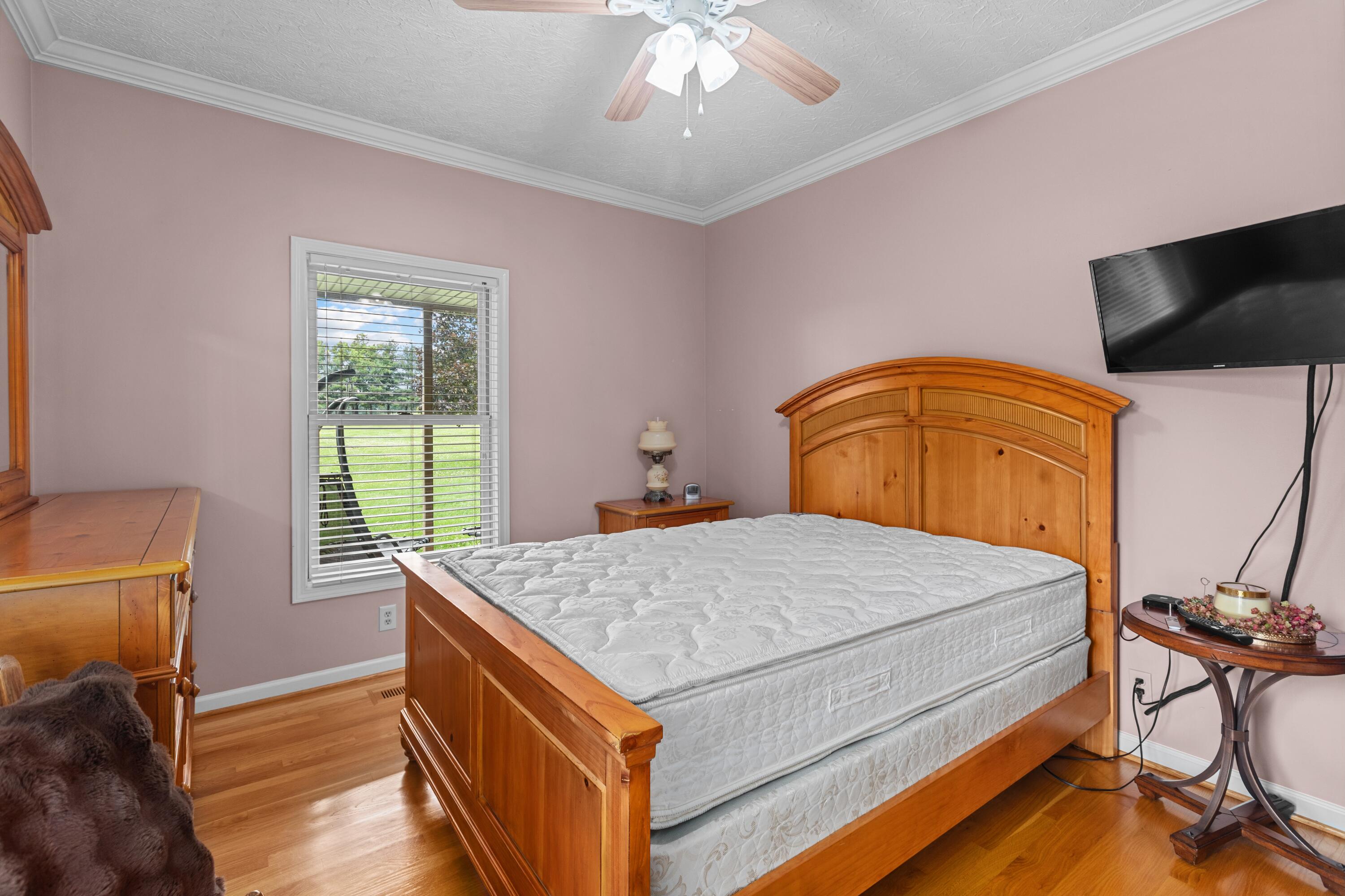 876 Sebree Road Property Photo 23