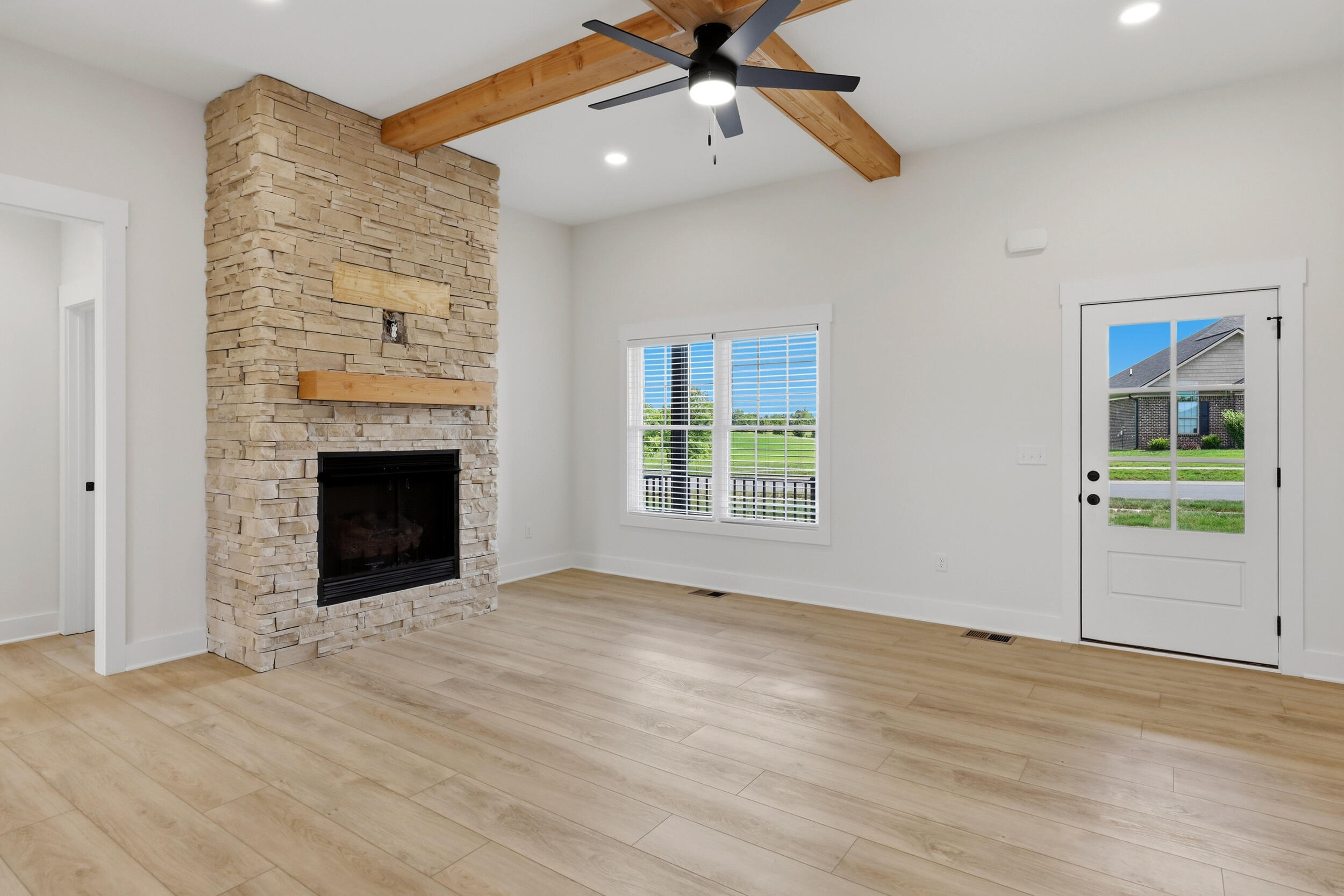 104 Cabela Drive Property Photo 16