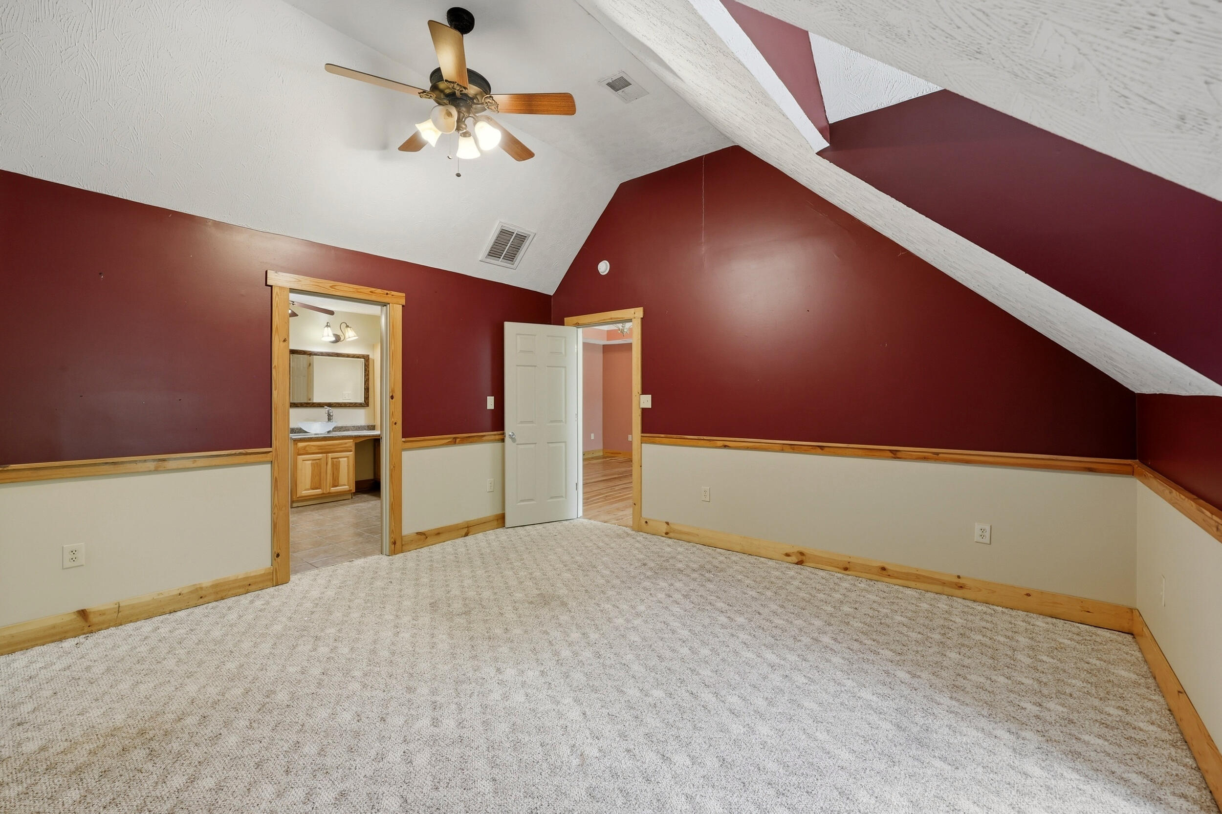 1840 Pleasant Valley Road Property Photo 46