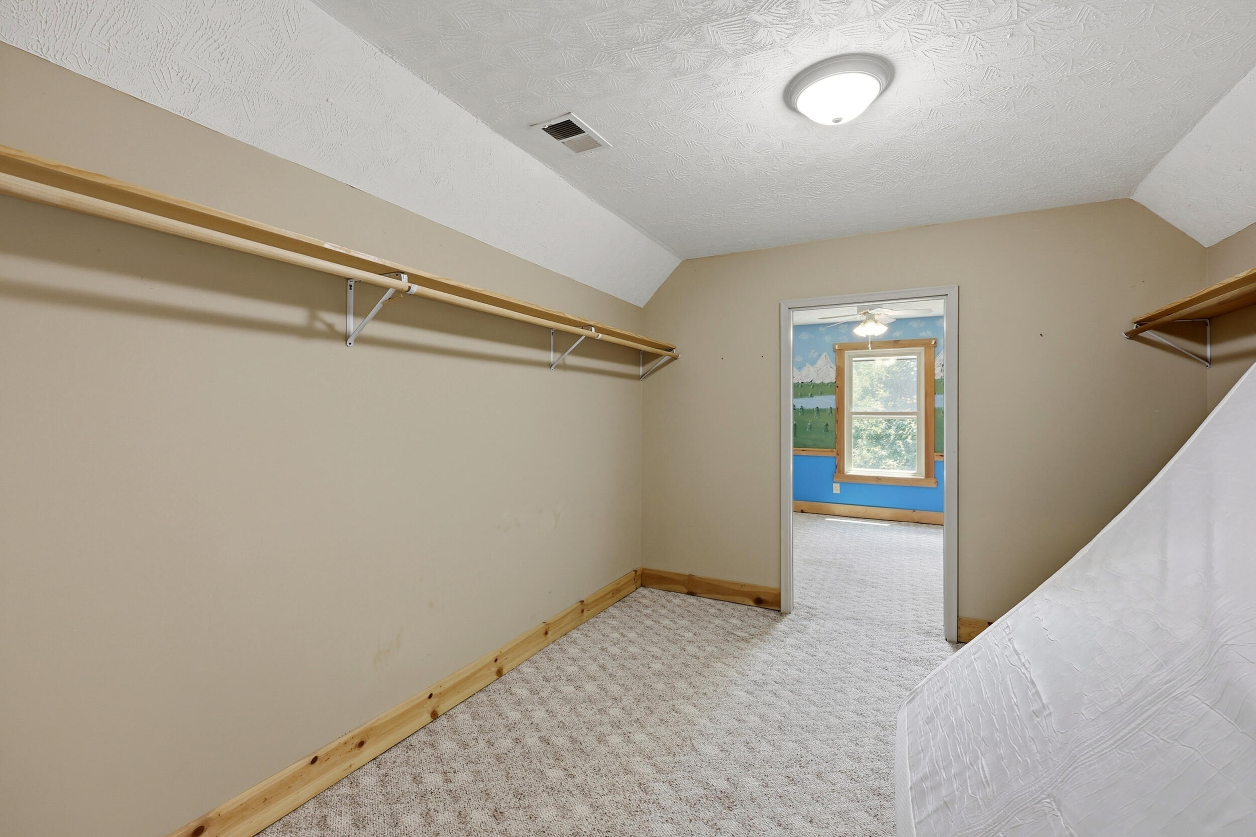 1840 Pleasant Valley Road Property Photo 49