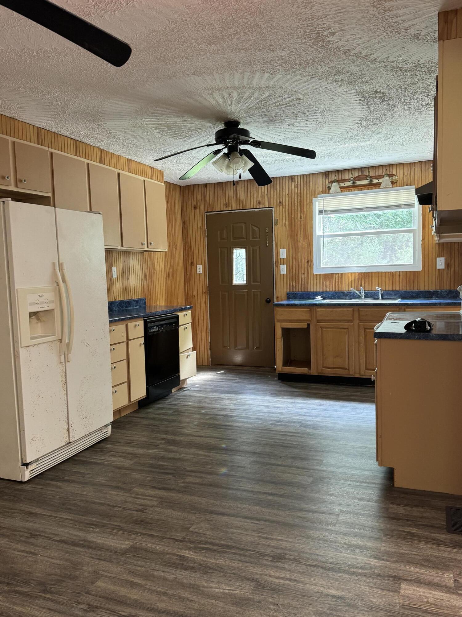 635 Salisbury Branch Road Property Photo 8