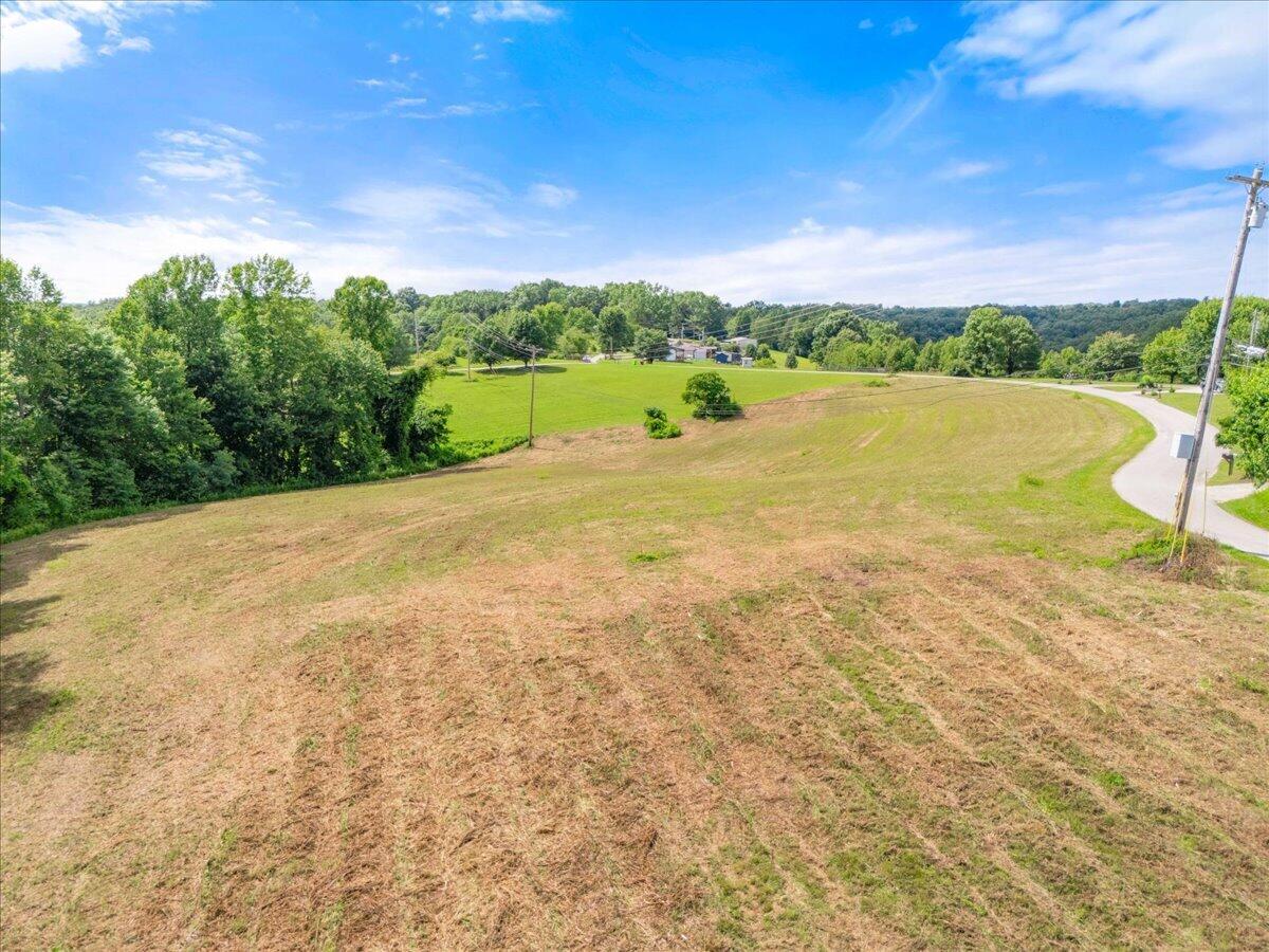 8888 Little Arthur Ridge Road Property Photo 6