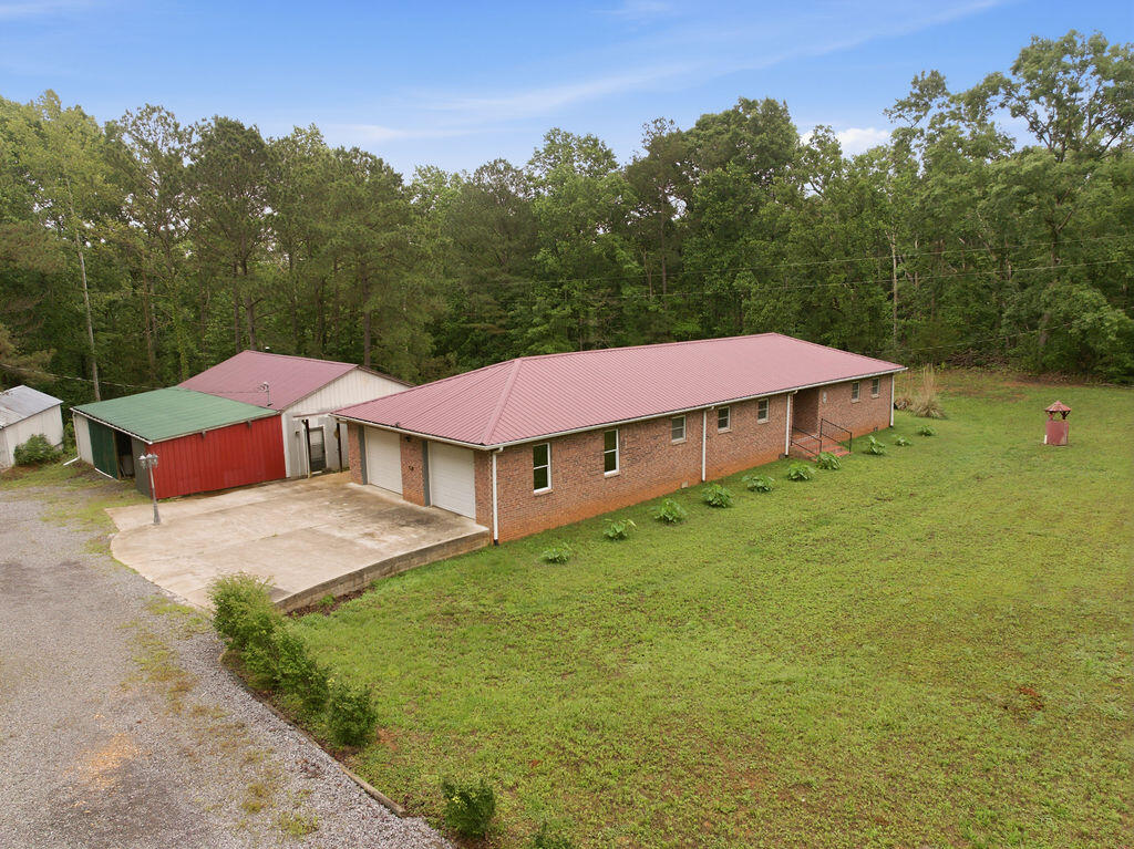144 Hesley Drive Property Photo 4