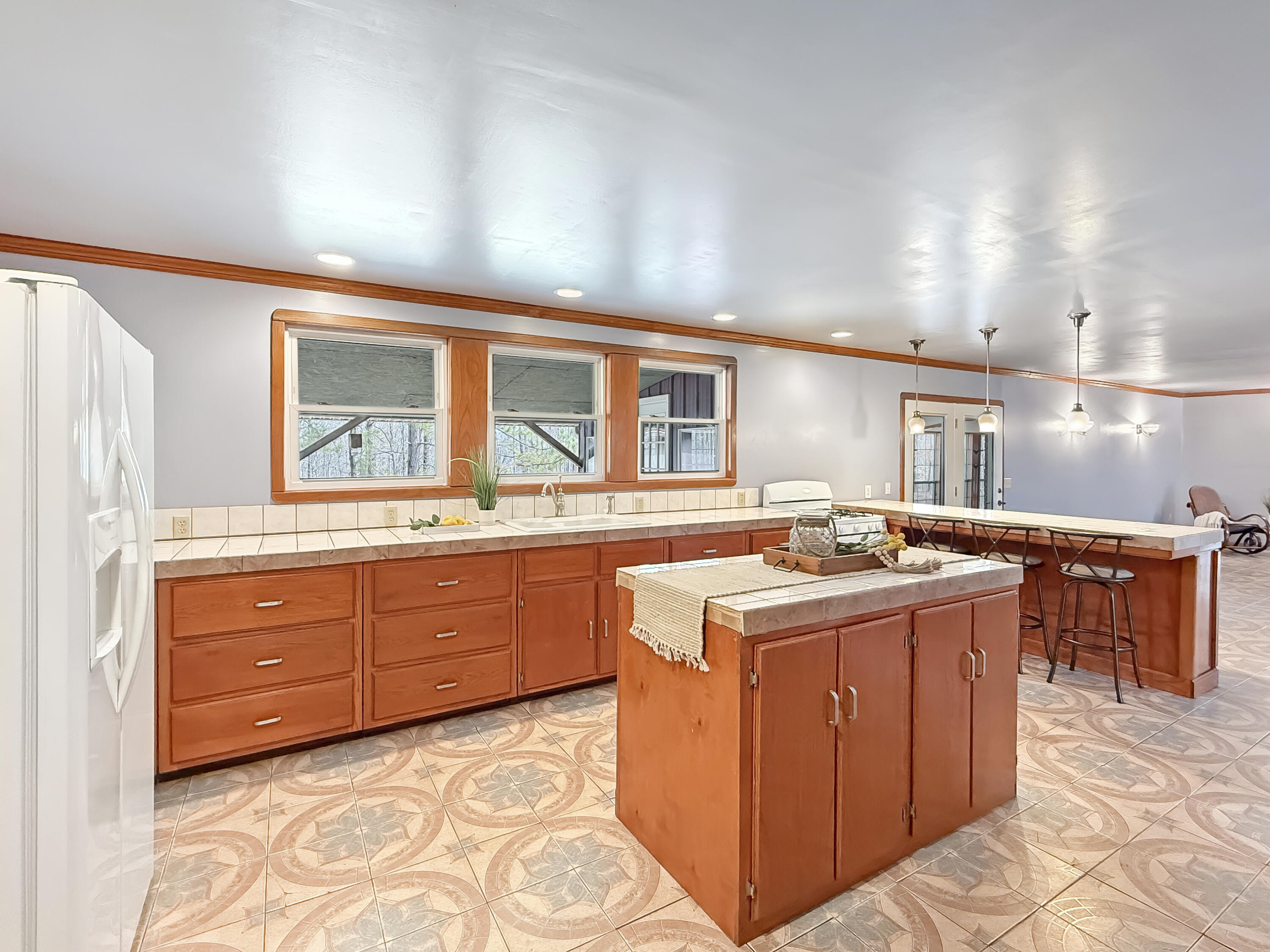 144 Hesley Drive Property Photo 8