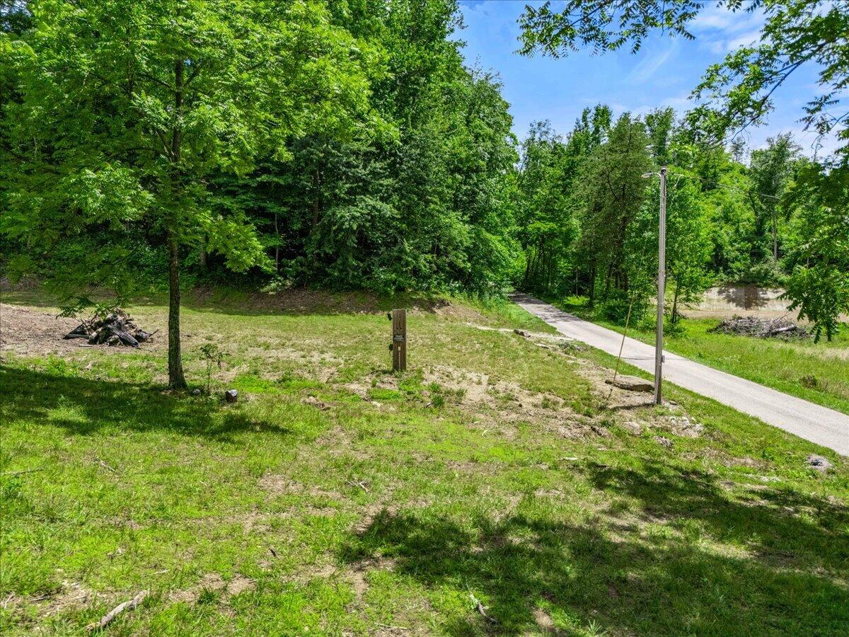 520 Gregory Tuttle Road Property Photo 8