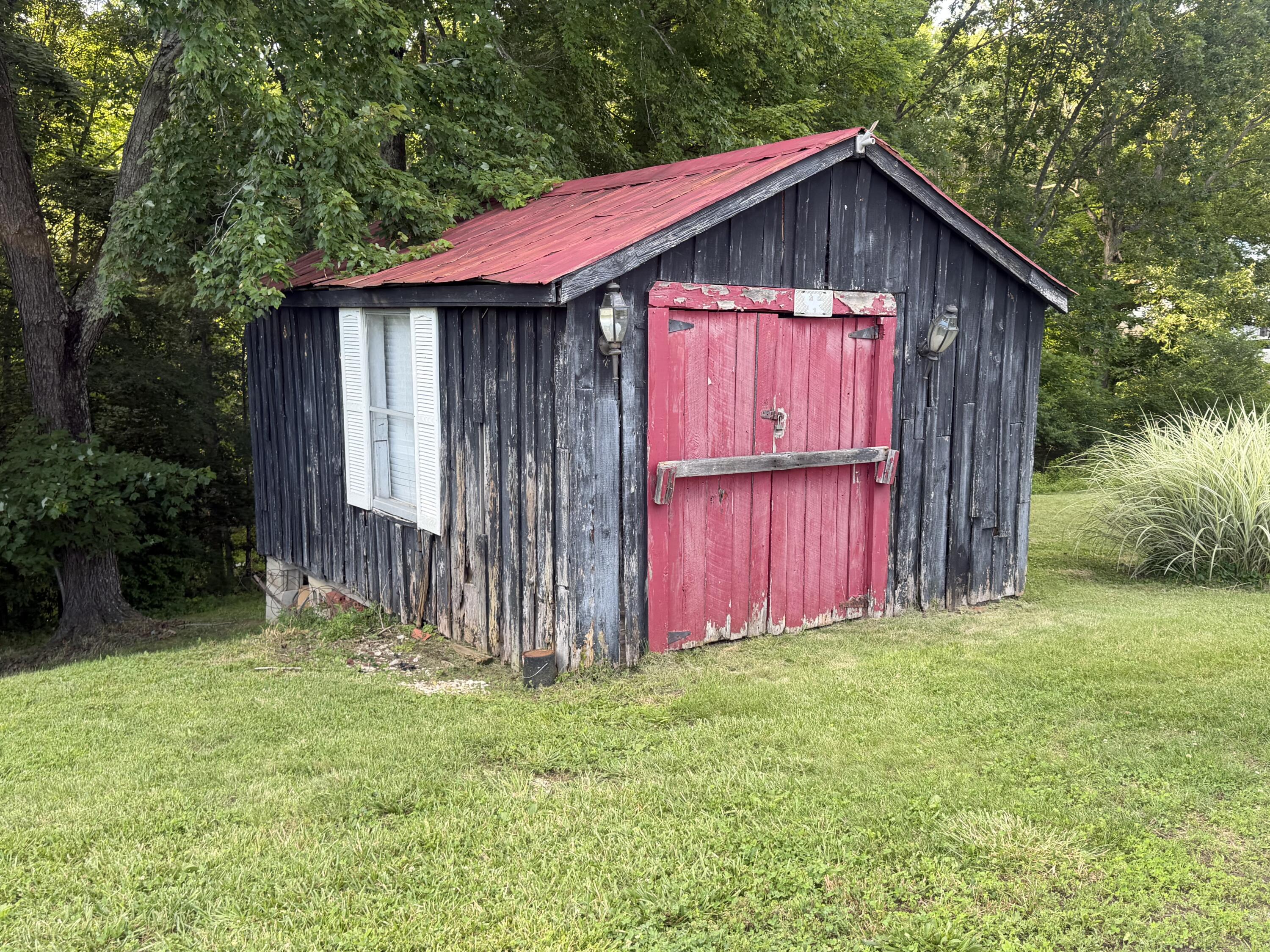 230 Barnes Road Property Photo 7