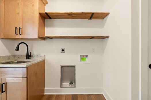 112 Dawn Court Property Photo 44