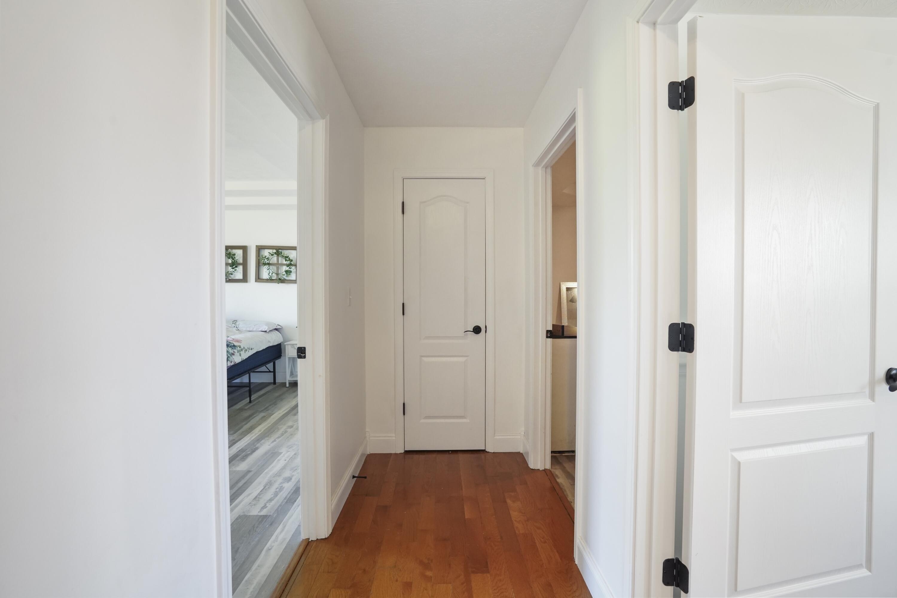216 Surrey Way Property Photo 19