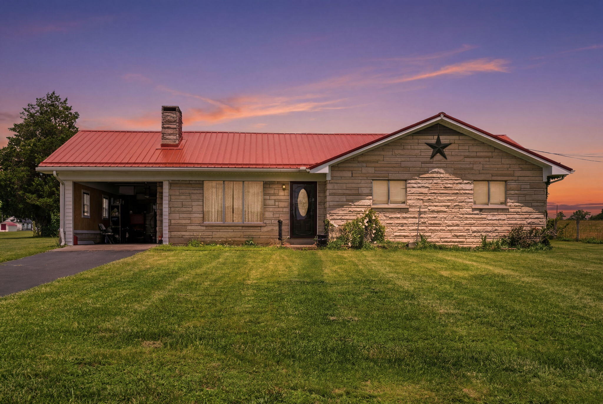 3341 Irvine Road Property Photo 1