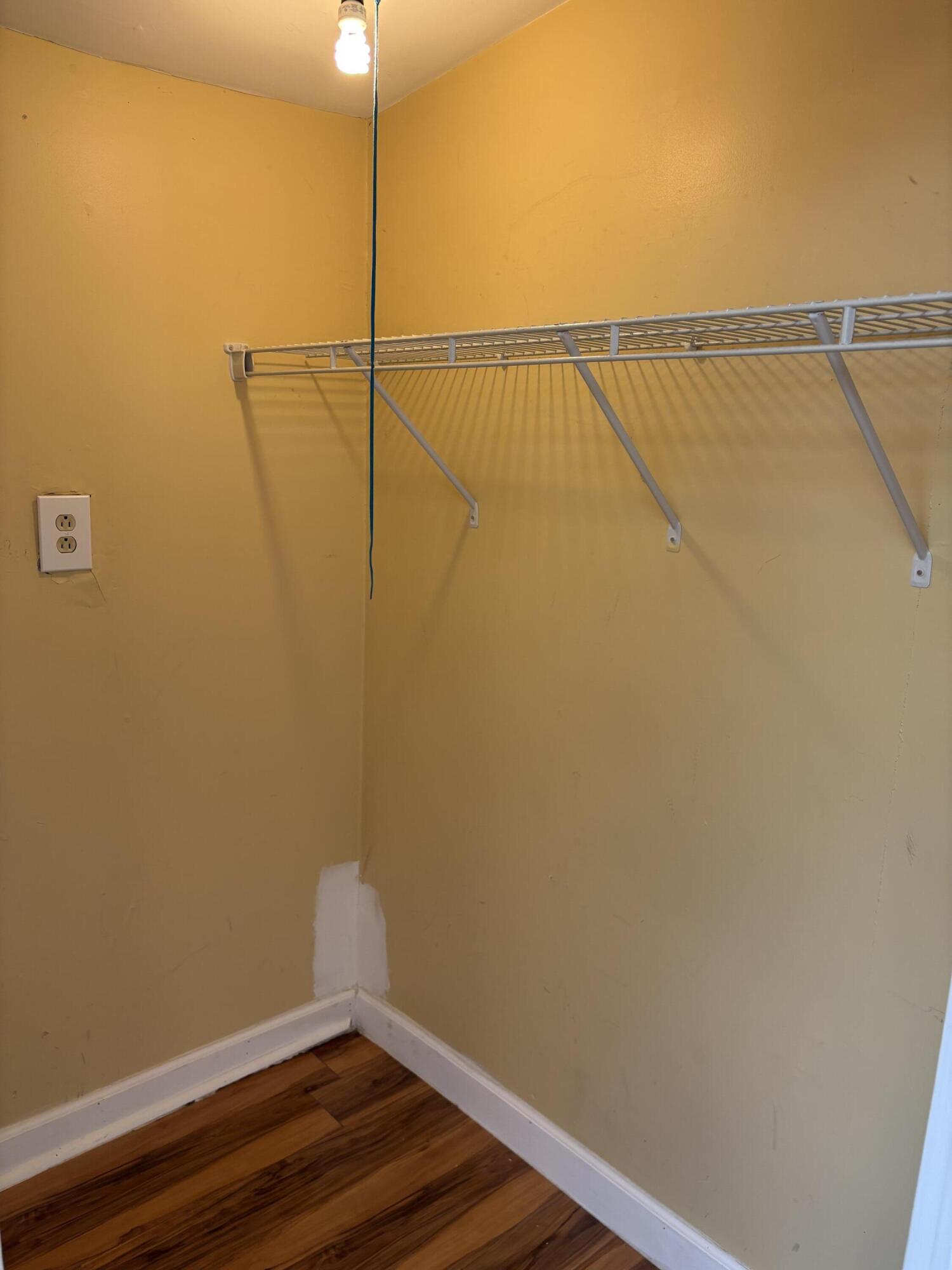 1043 Crescent Avenue Property Photo 11