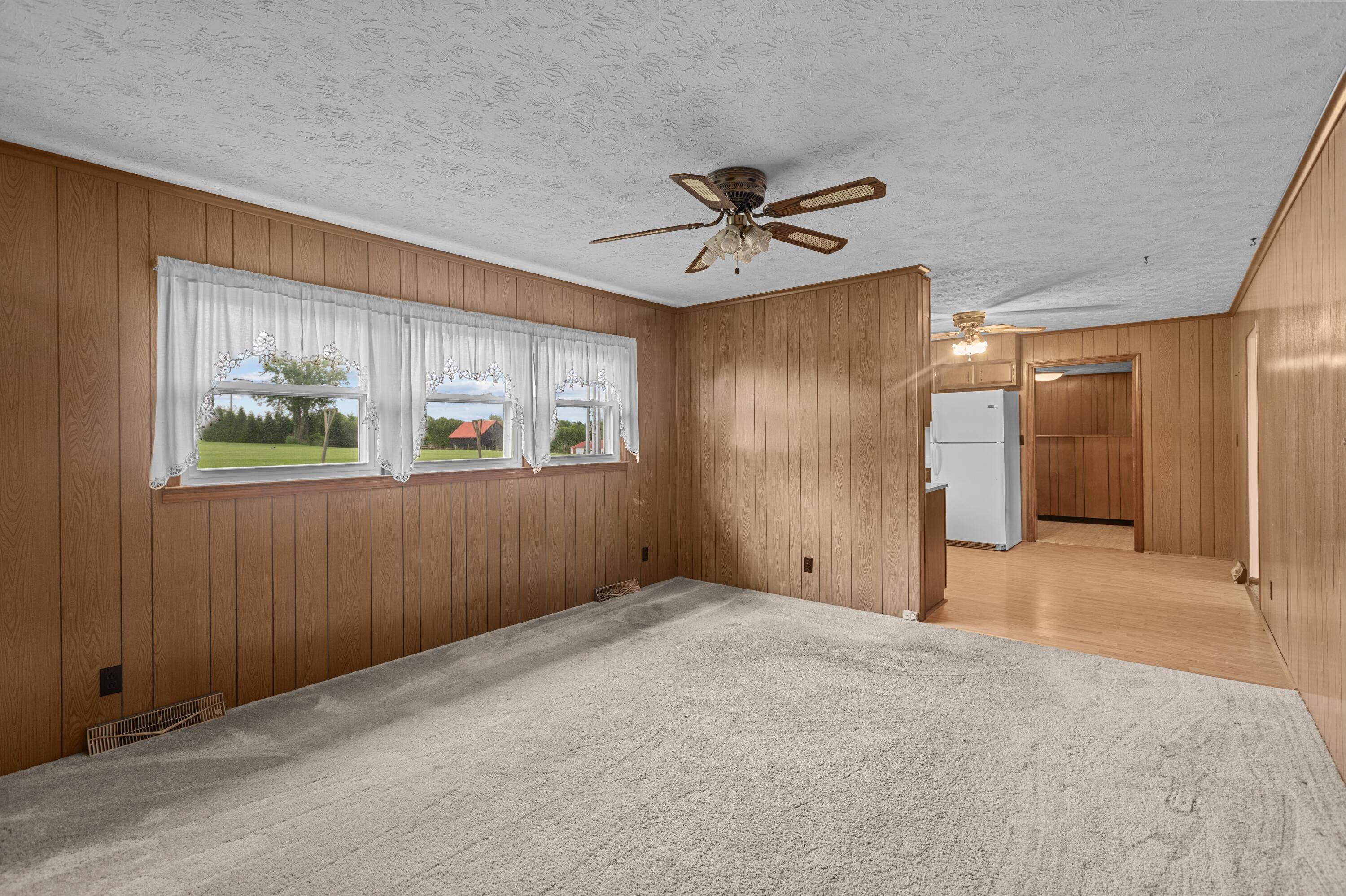 1055 Graves Road Property Photo 10