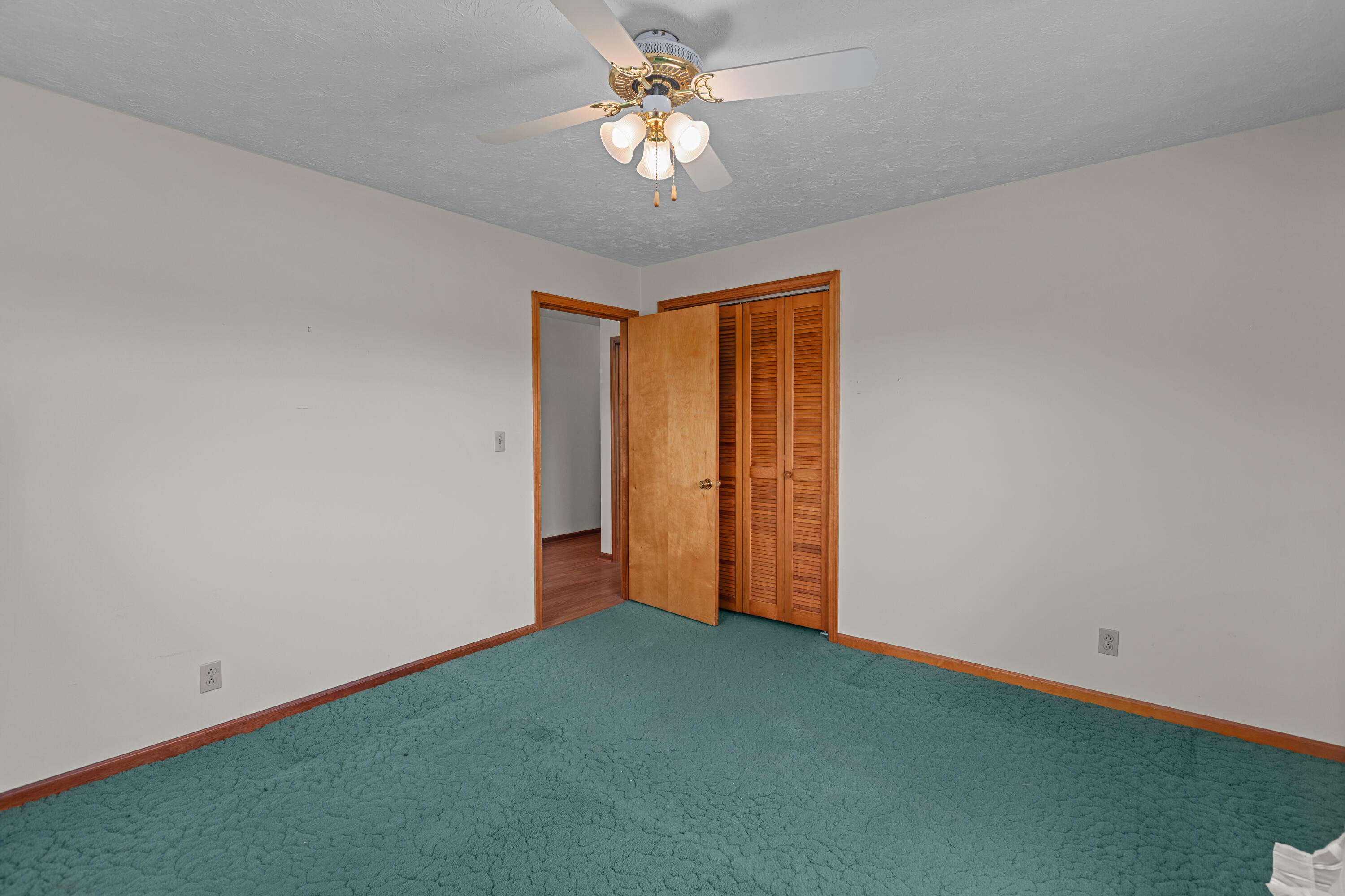 1055 Graves Road Property Photo 17