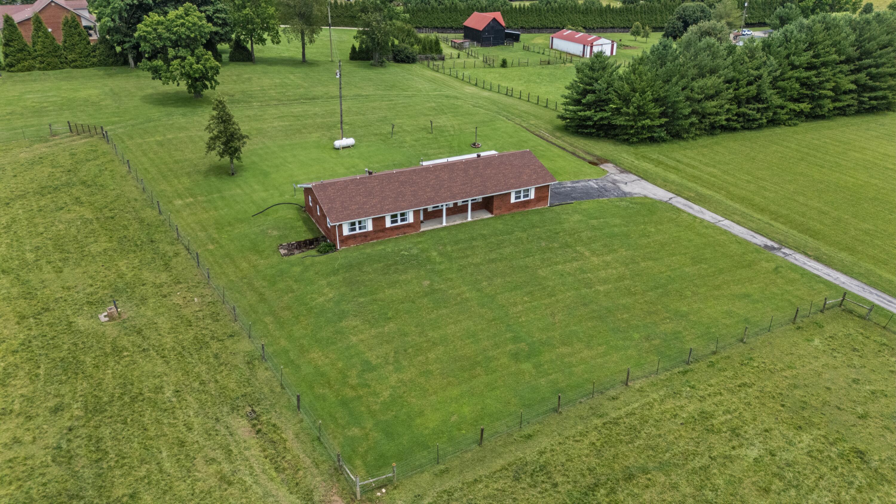 1055 Graves Road Property Photo 26