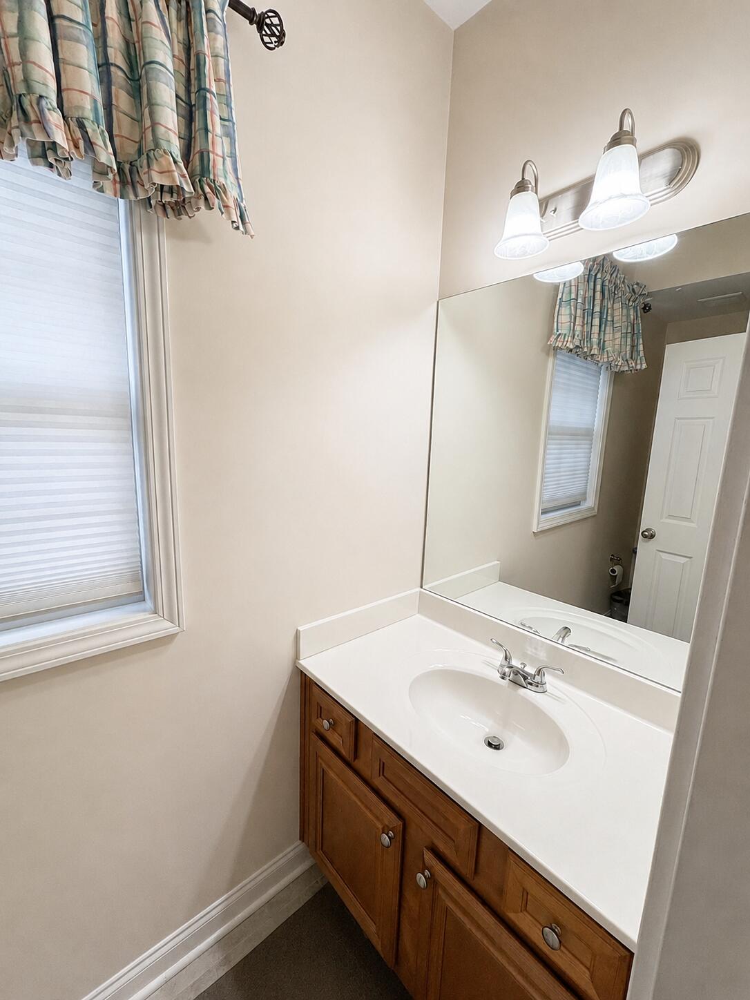 1136 Mountain Laurel Way Property Photo 11