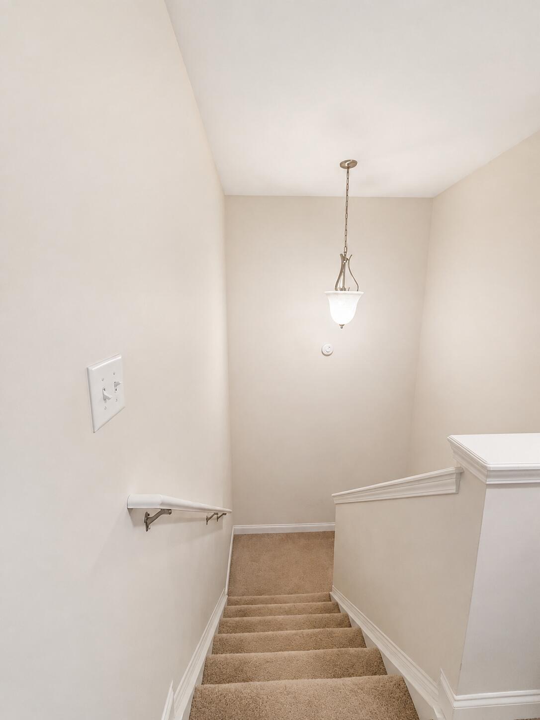 1136 Mountain Laurel Way Property Photo 13