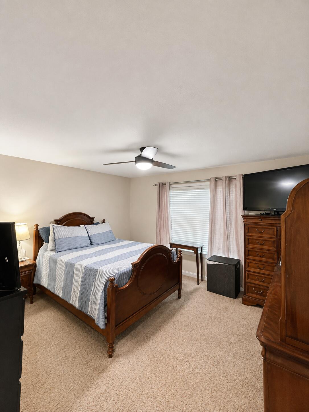 1136 Mountain Laurel Way Property Photo 22