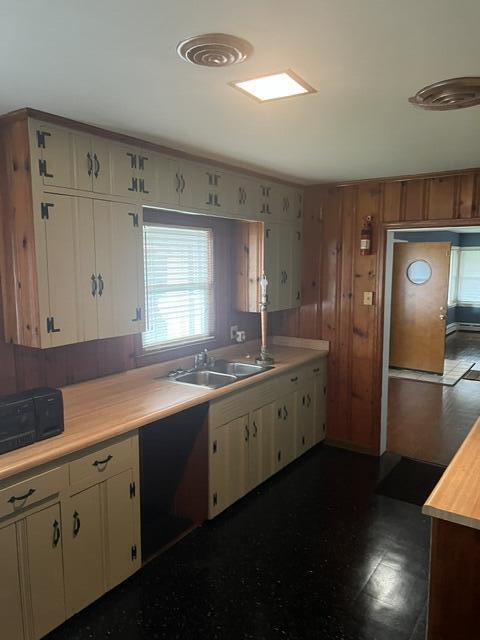 418 Richmond Road Property Photo 6