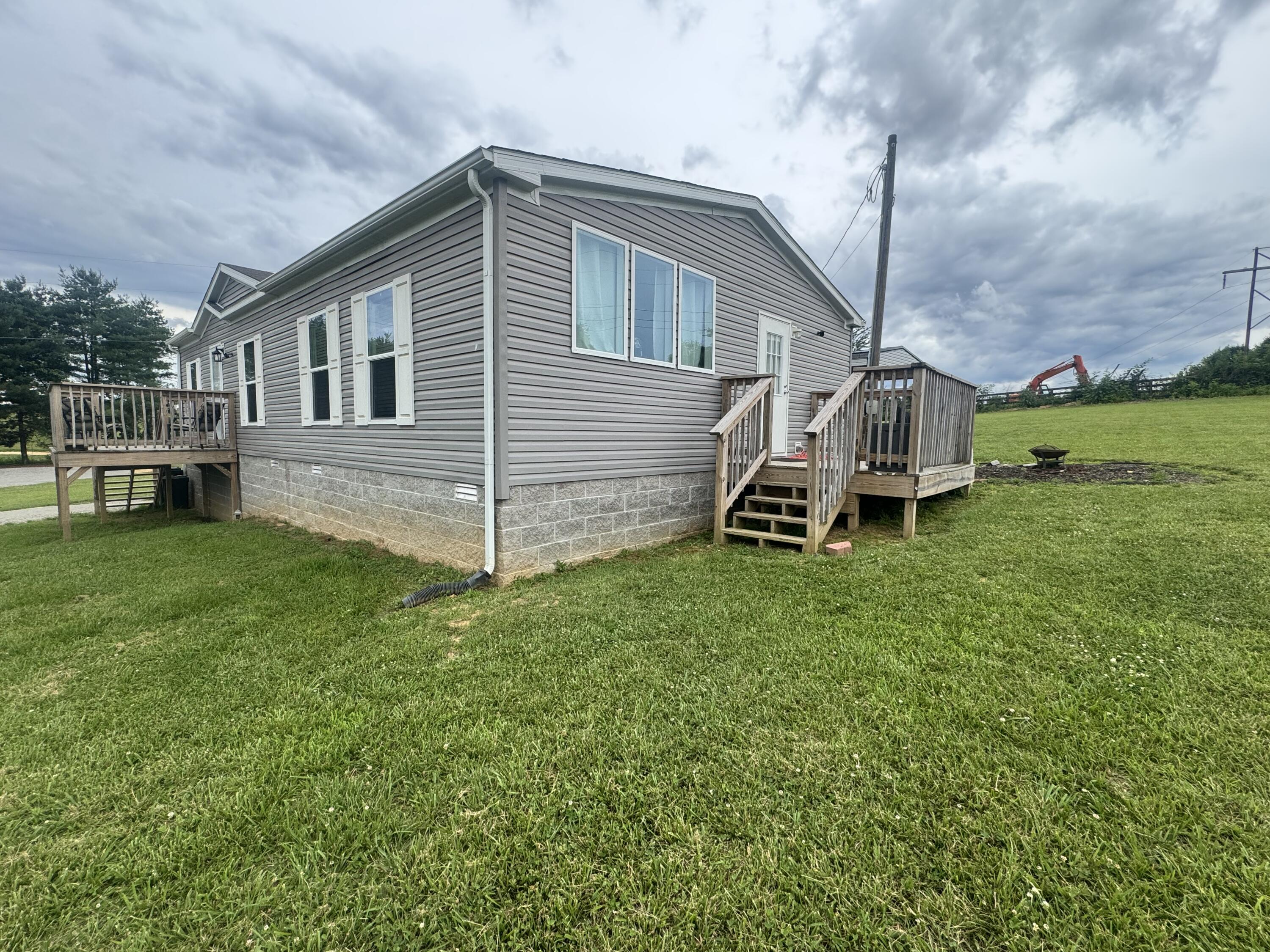 105 Linkview Road Property Photo 3